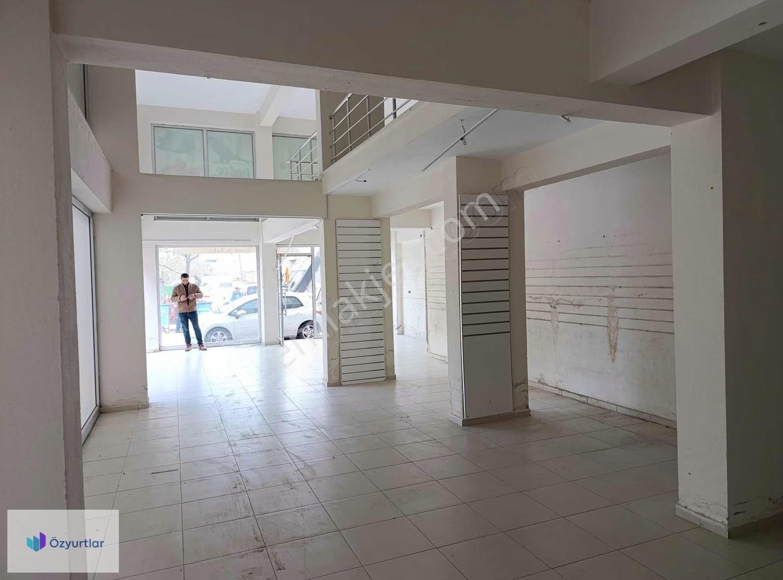 Manisa Muradiye 23 Nisan Parkı Kıralık Dükkan - Görsel 8
