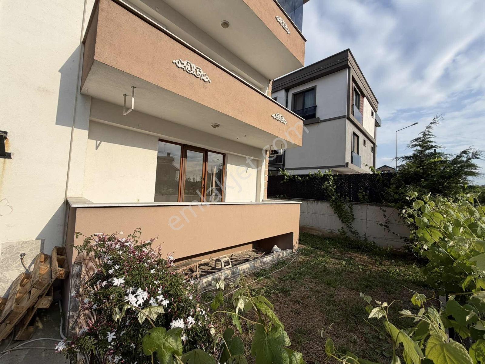 Ömer İnan Remax Yazlık Mah 3+1 160m2 Geniş Ferah Kiralık Daire - Görsel 20