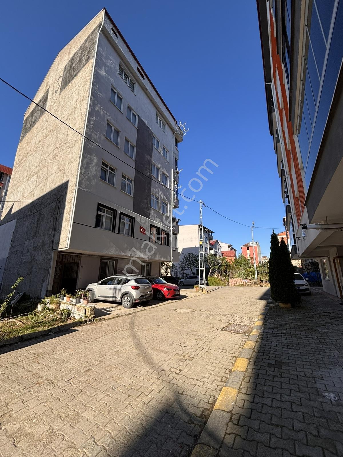 Erha Gayrimenkulden Sanayi Mahallesinde 3+1 140 M2 Satılık Daire - Görsel 12