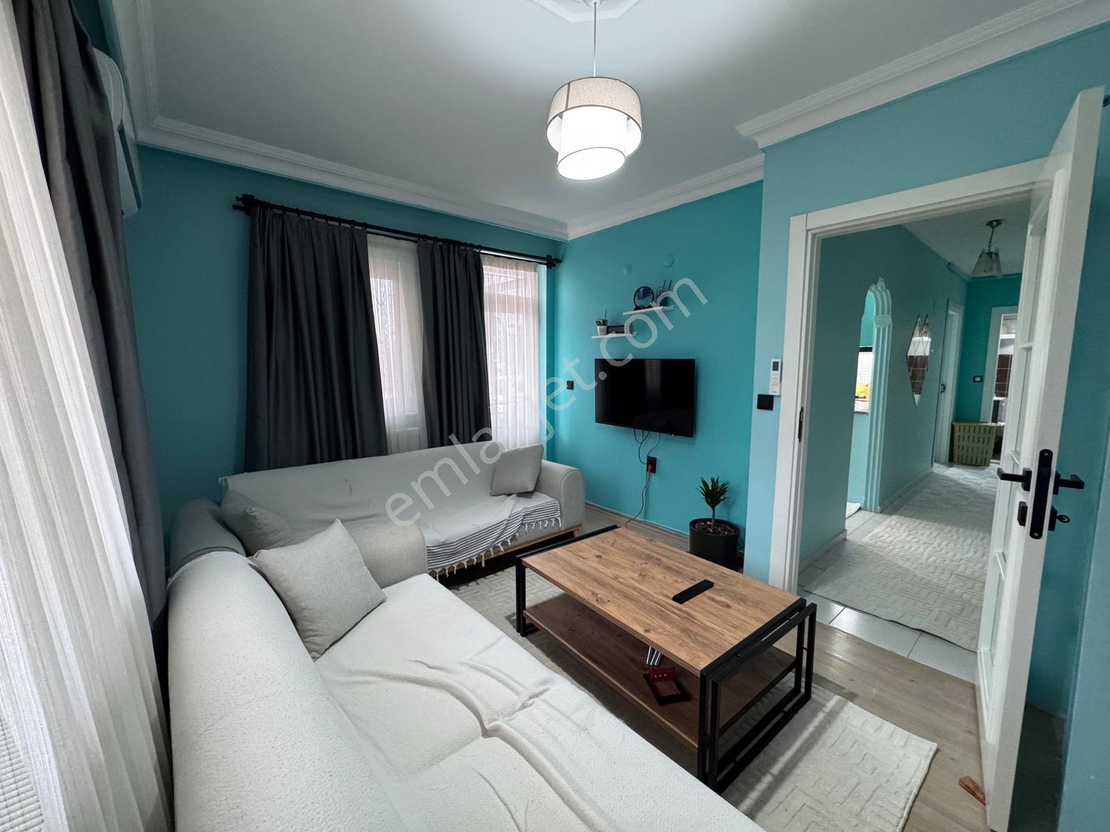 Doğalgazlı ,cadde Üzeri , Bakımlı 2+1 Daire Satılık - Görsel 12