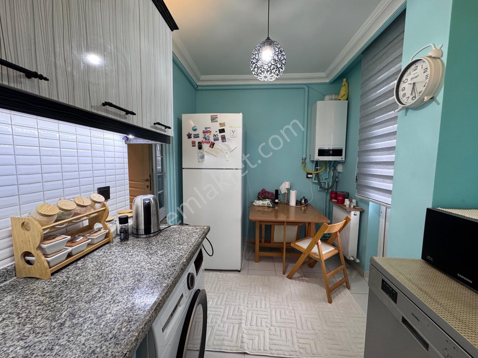 Doğalgazlı ,cadde Üzeri , Bakımlı 2+1 Daire Satılık - Görsel 3