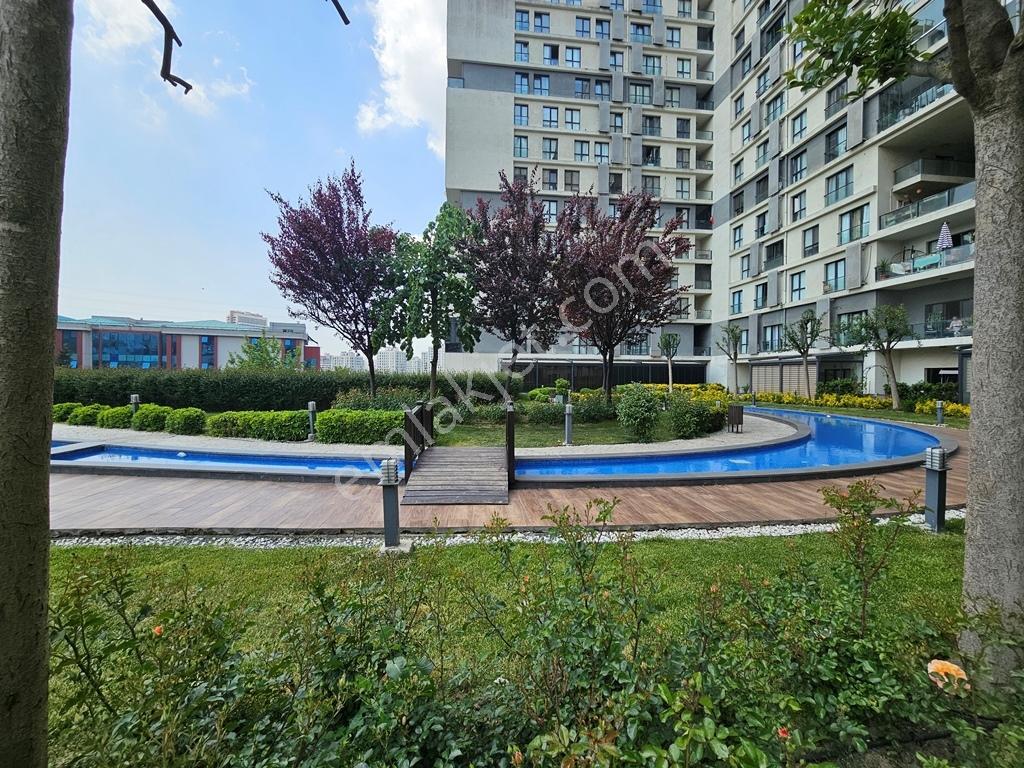 Esenyurt Zafer Mh Teraslı Manzaralı Giriş Kat Full Eşyalı 1+1 - Görsel 22