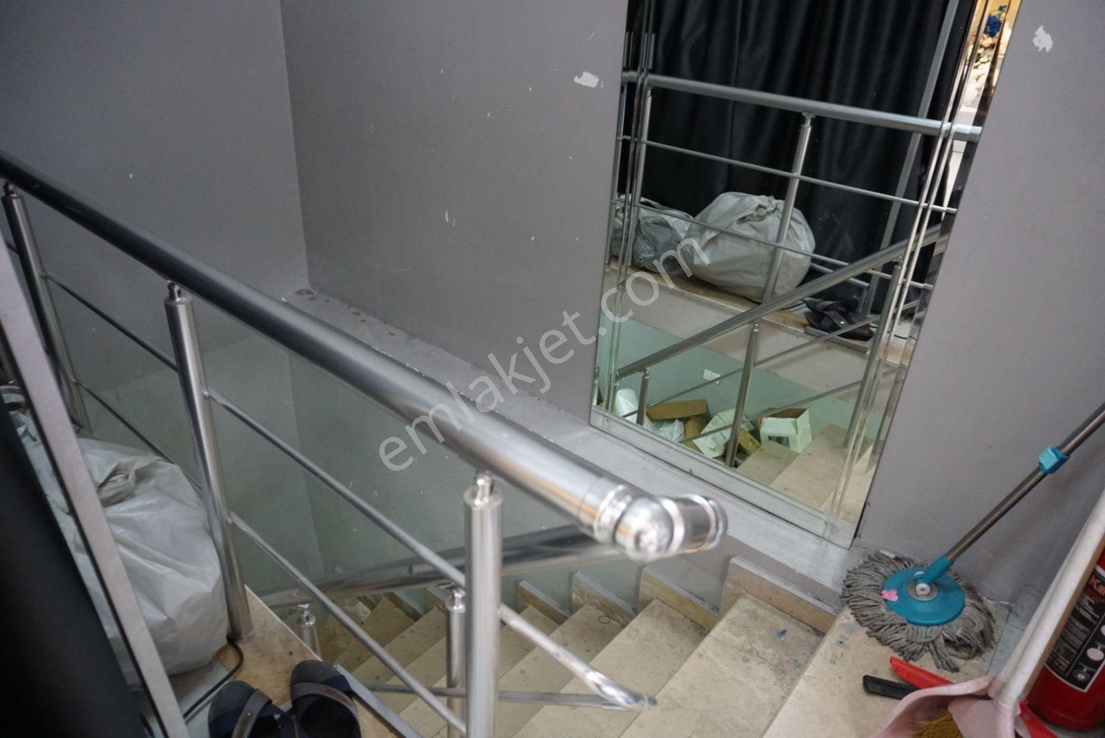 Bağcılar Tabya Garnti Banksı Arkası 50+50m² Kiralık Depolu Dükan - Görsel 8