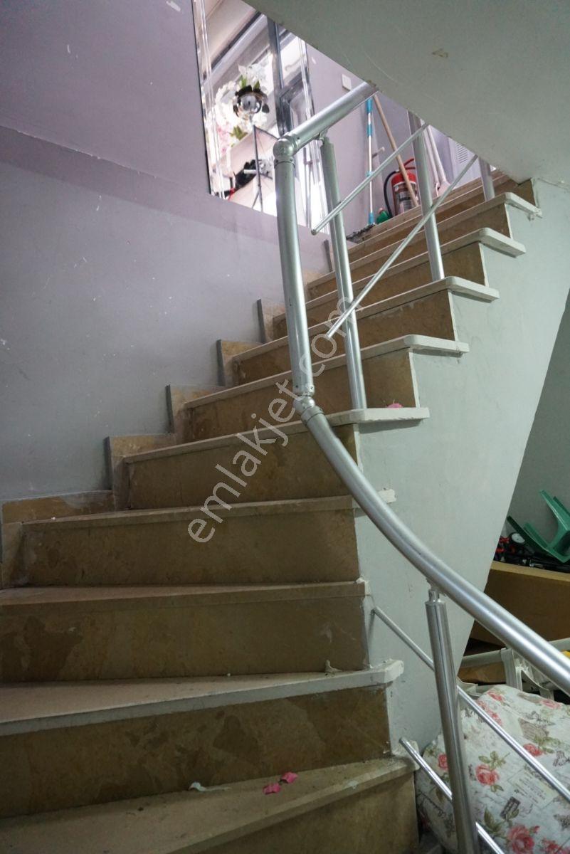 Bağcılar Tabya Garnti Banksı Arkası 50+50m² Kiralık Depolu Dükan - Görsel 5