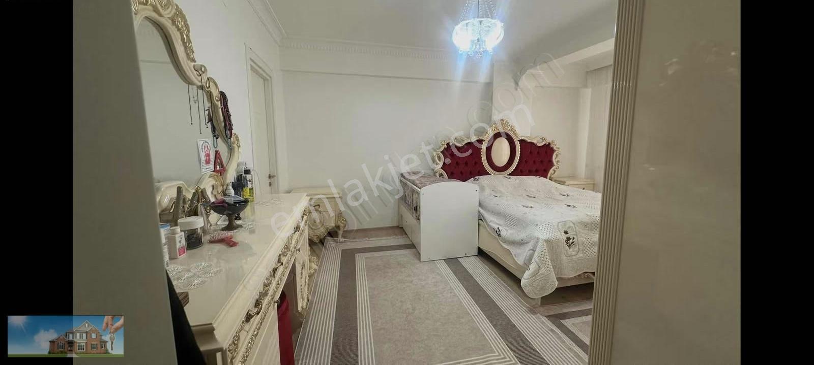Barış'tan Katmülkiyetli Az Katlı Binada 3+1 Ara Kat 120 M2 - Görsel 23