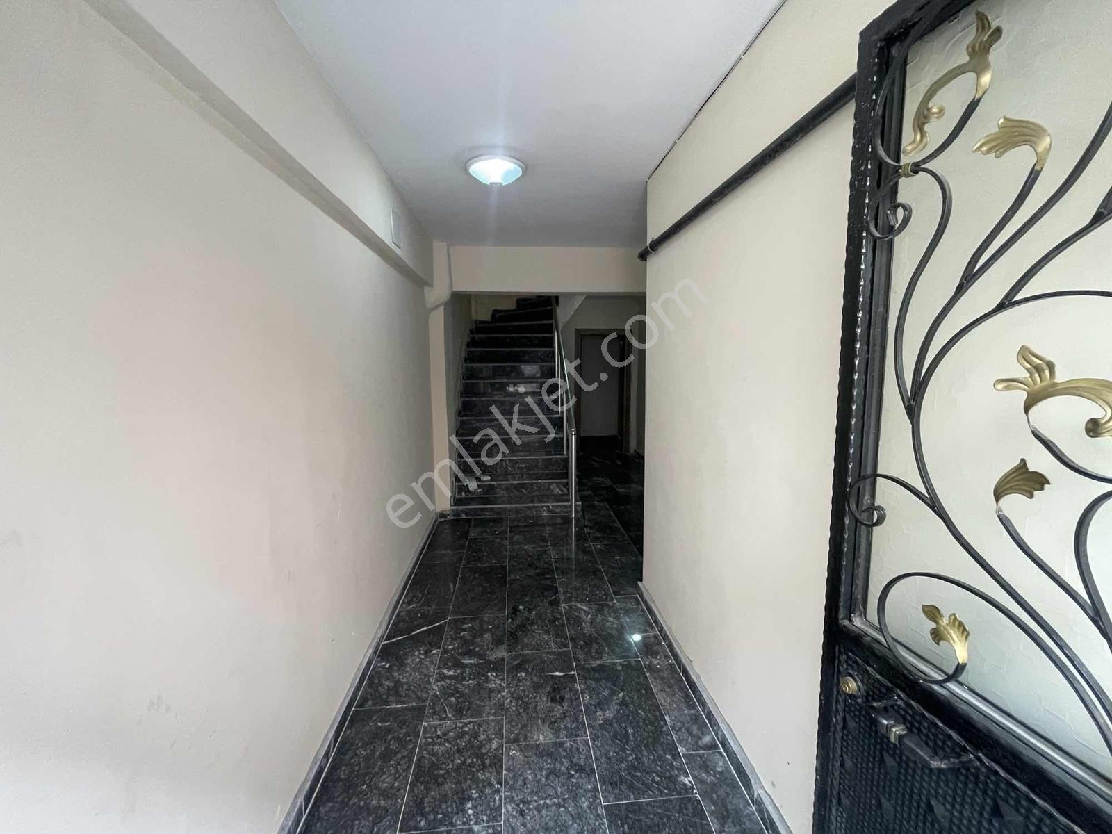Hürriyet Kiralık 2+1 Eşyalı Daire - Görsel 12