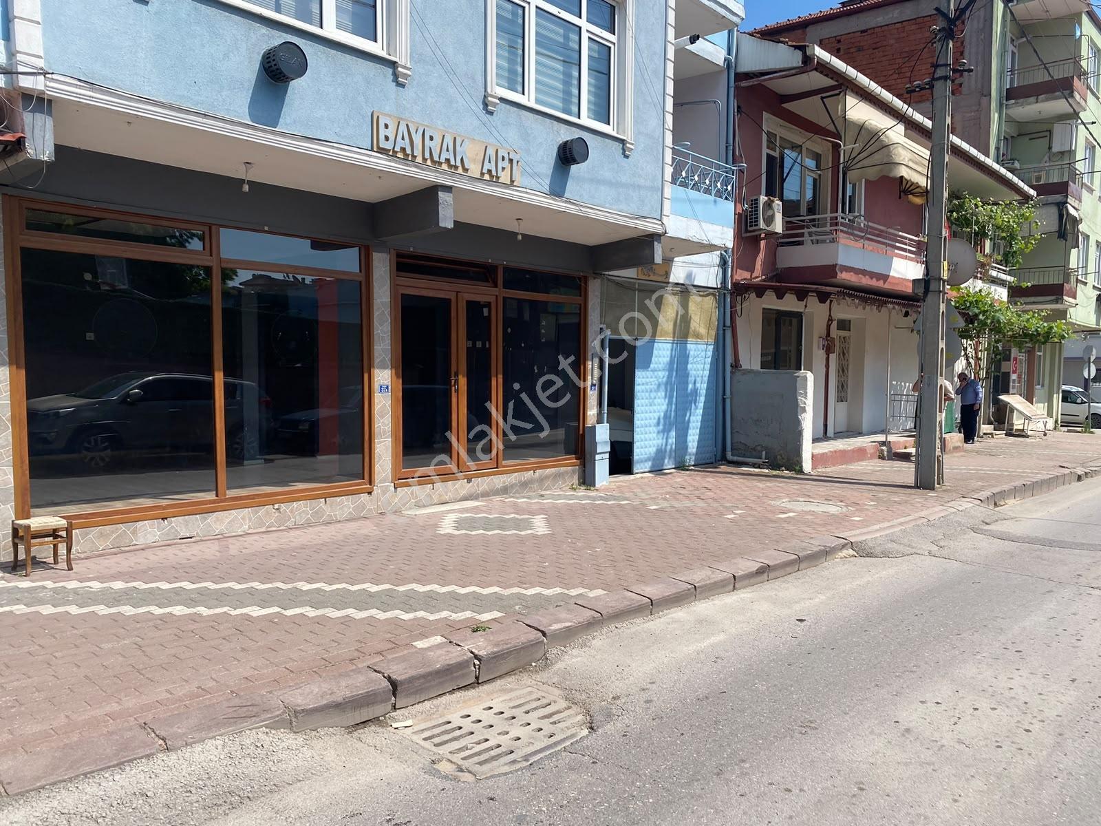 İşlek Caddede 38 M² Kiralık Dükkan Merkezi Konum Fırsat - Görsel 2
