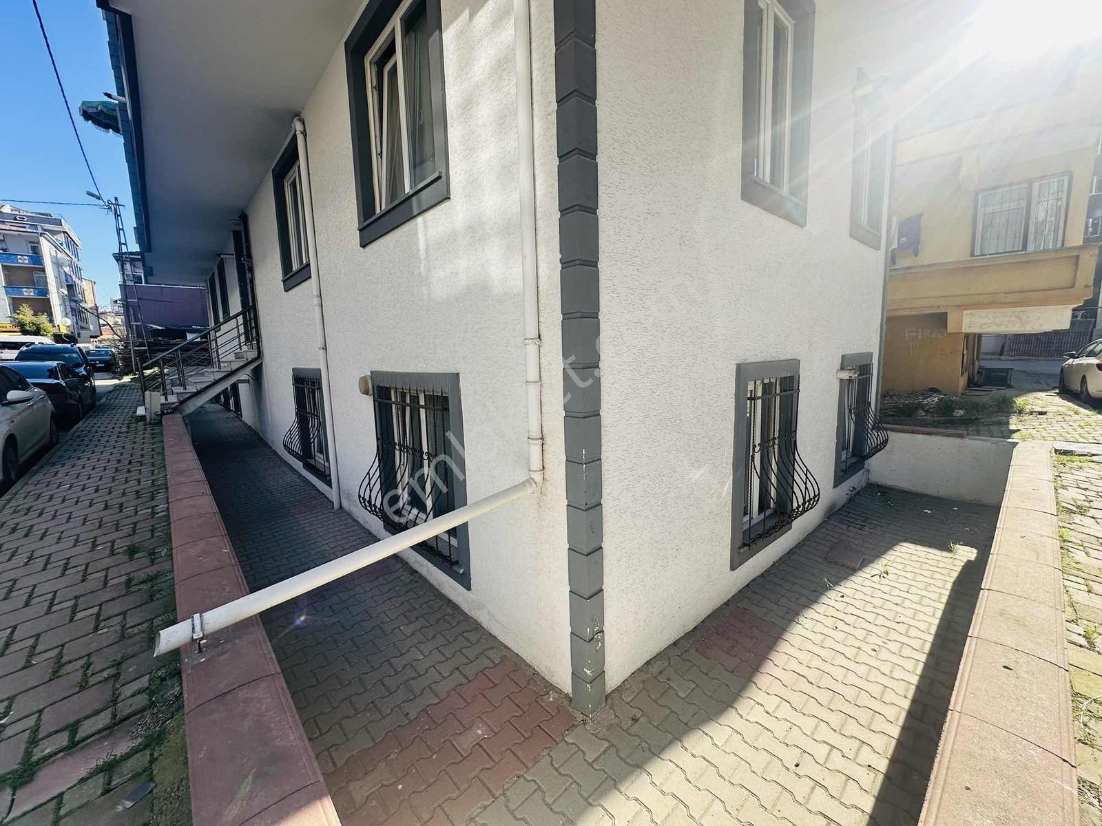 Çekmeköy Cumhuriyet Mah. 1+1 Geniş Kiralık Daire Ormanköye Komşu - Görsel 2