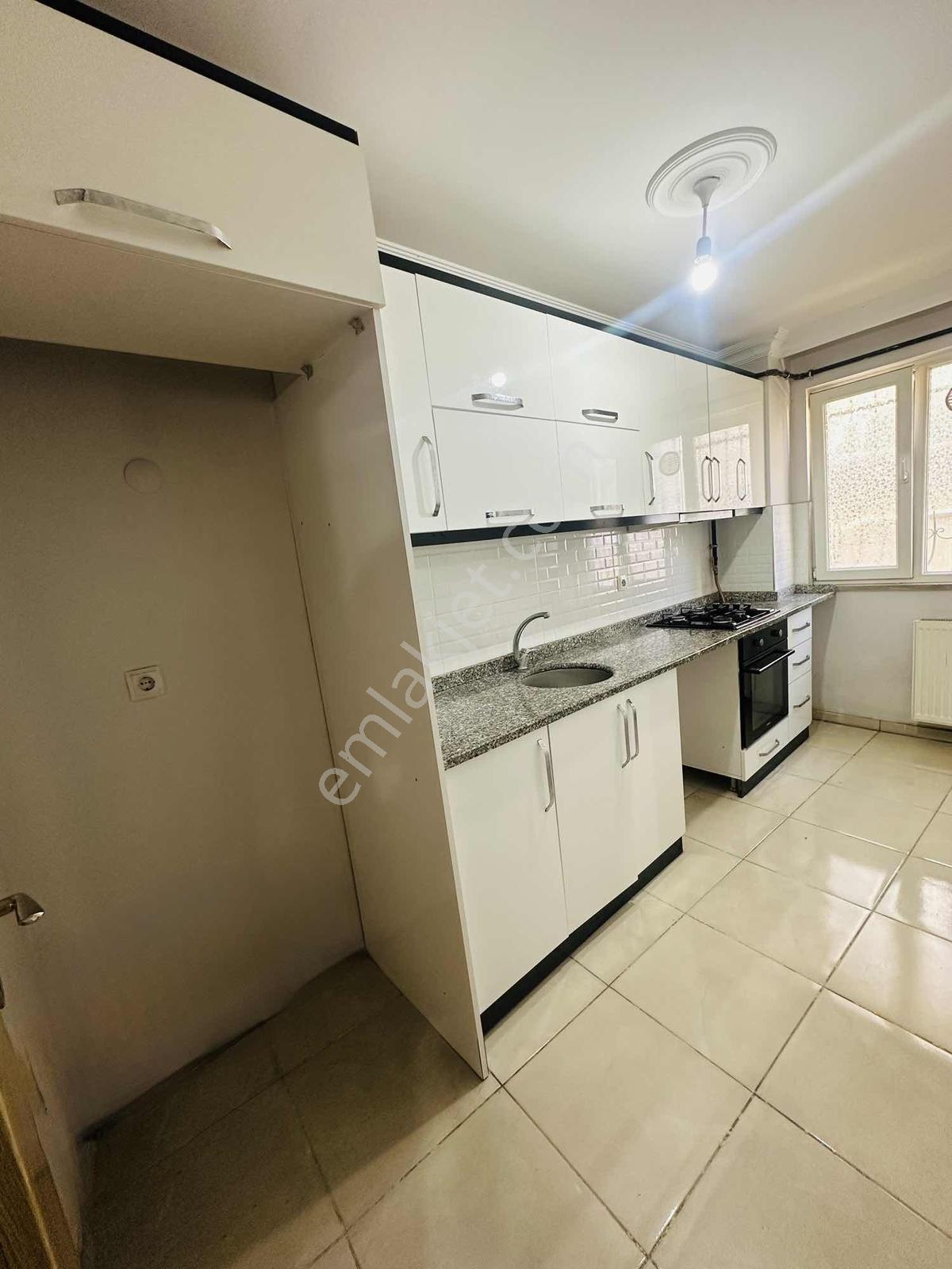 Çekmeköy Cumhuriyet Mah. 1+1 Geniş Kiralık Daire Ormanköye Komşu - Görsel 4