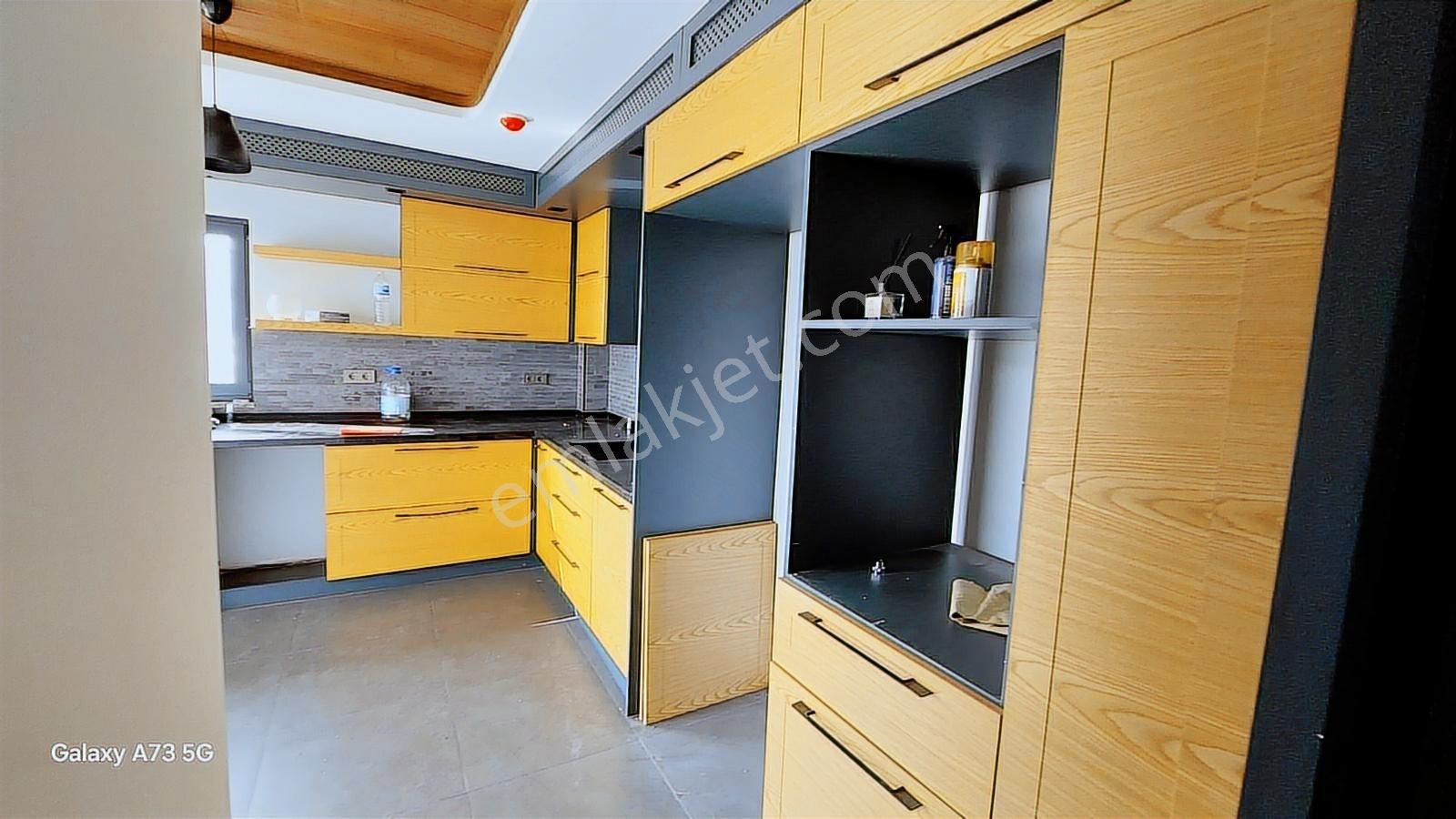 Yalıncak Lika Park Sitesin'de Kiralık 3+1 Daire - Görsel 8