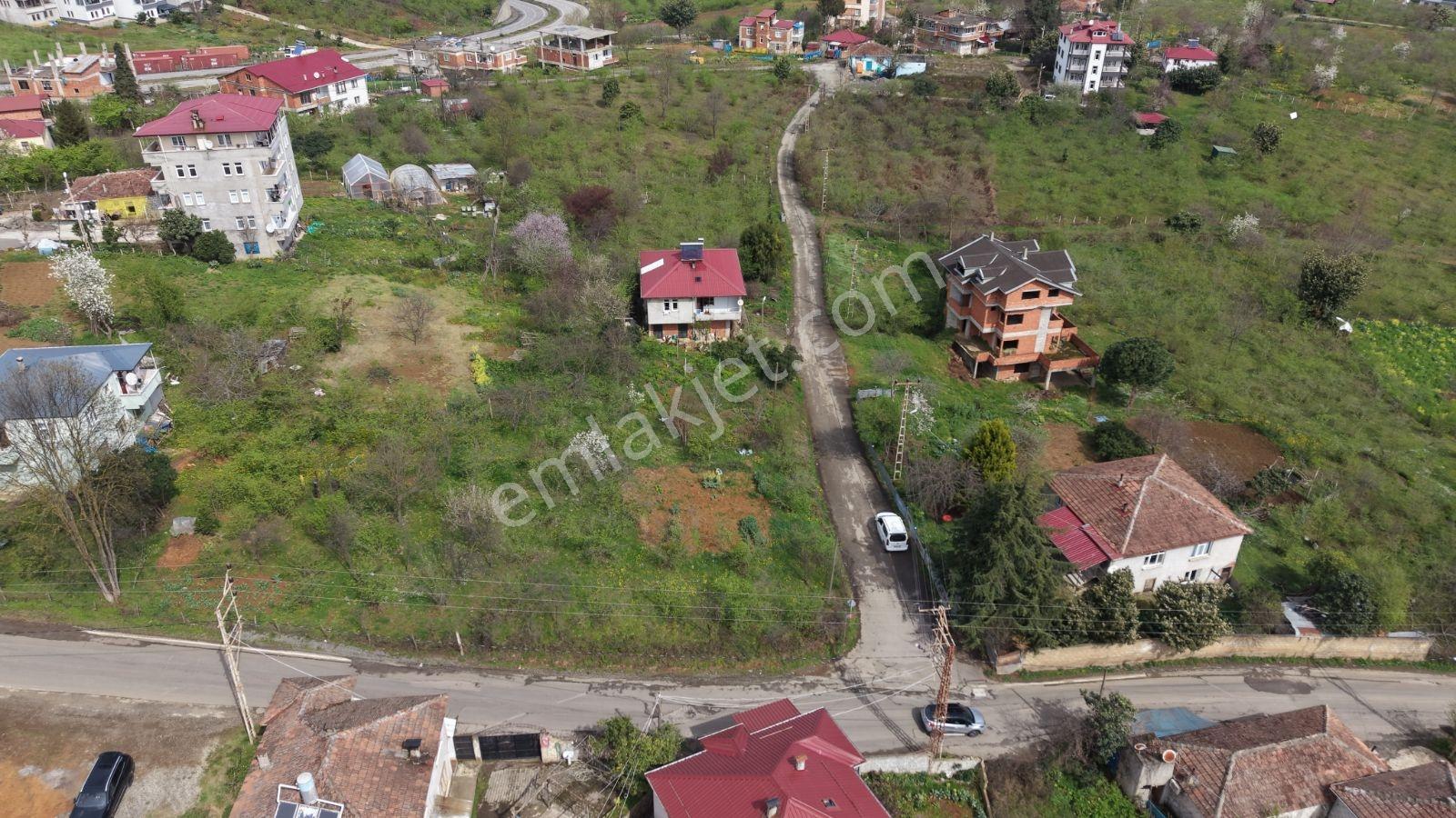 Yalıncak'ta Satılık 600 M² Arsa (terkleri Yapılmış) - Görsel 2