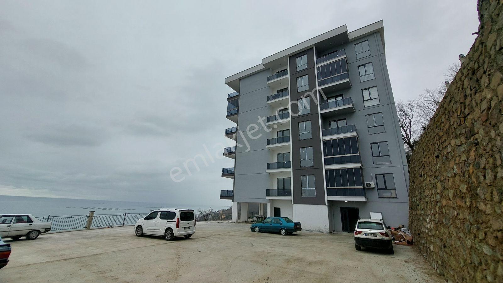 Trabzon Yomrada Eşsiz Deniz Manzaralı Eşyalı 1+1 Daire - Görsel 2