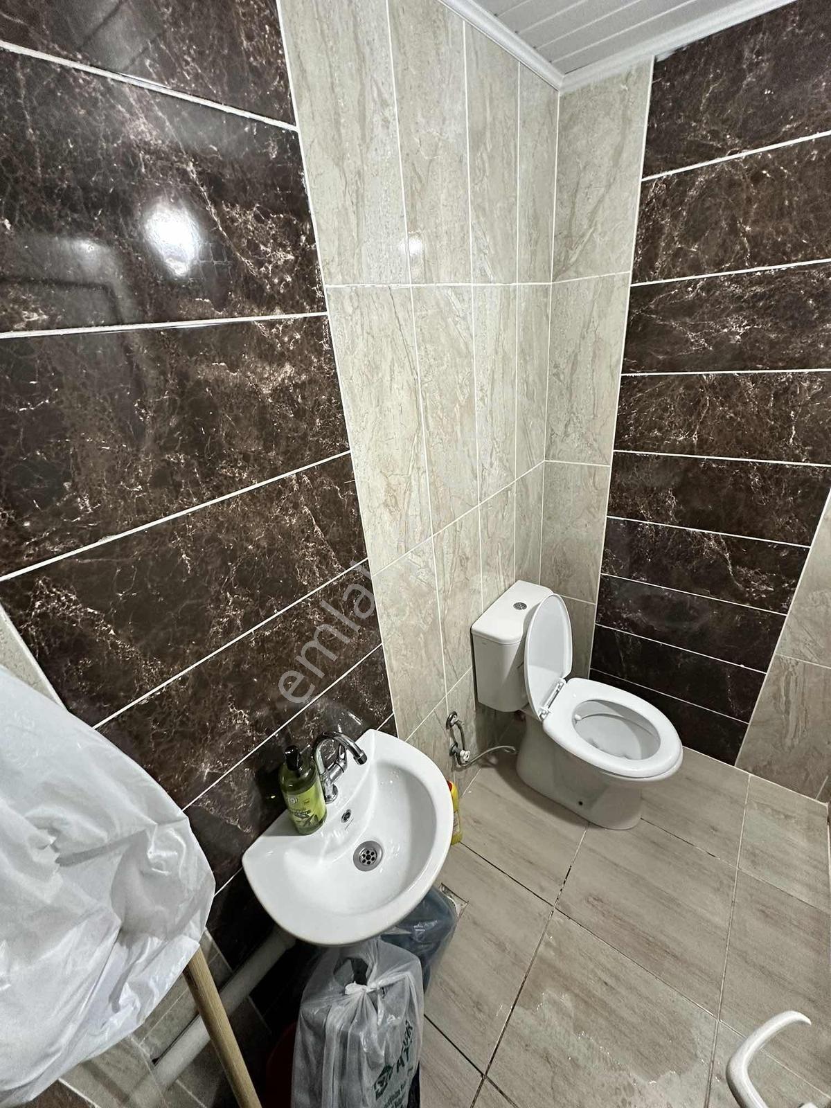 Erdemli Akdeniz Mahallesinde Kiralık Dükkan - Görsel 9