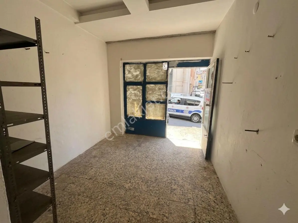 Kiralık Depolu Pendik Esenyalı Mahallesi - Görsel 9