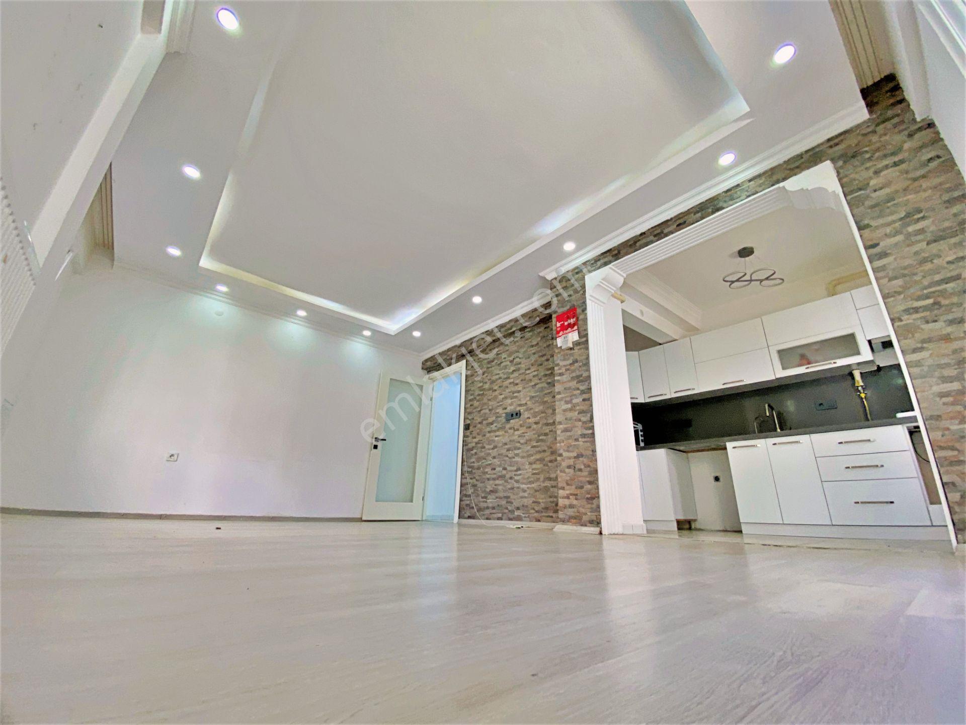 Altınkumda Kiralık Yetki Gültaş Emlaktan 2+1 İçi Yapılı Doğalgazlı Daire - Görsel 3