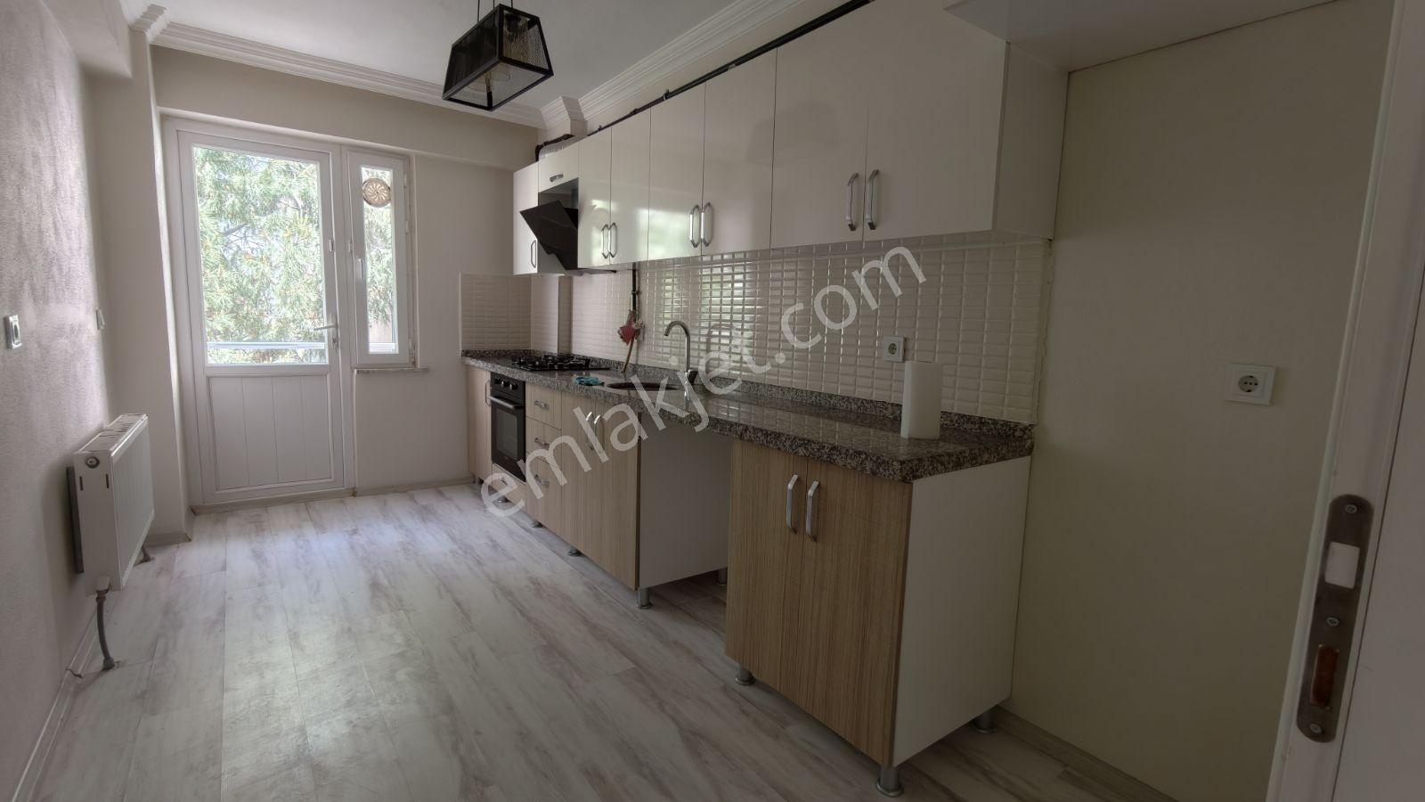 2+1 Çanakkale Kepezde Geniş Çift Balkonlu Daire - Görsel 12