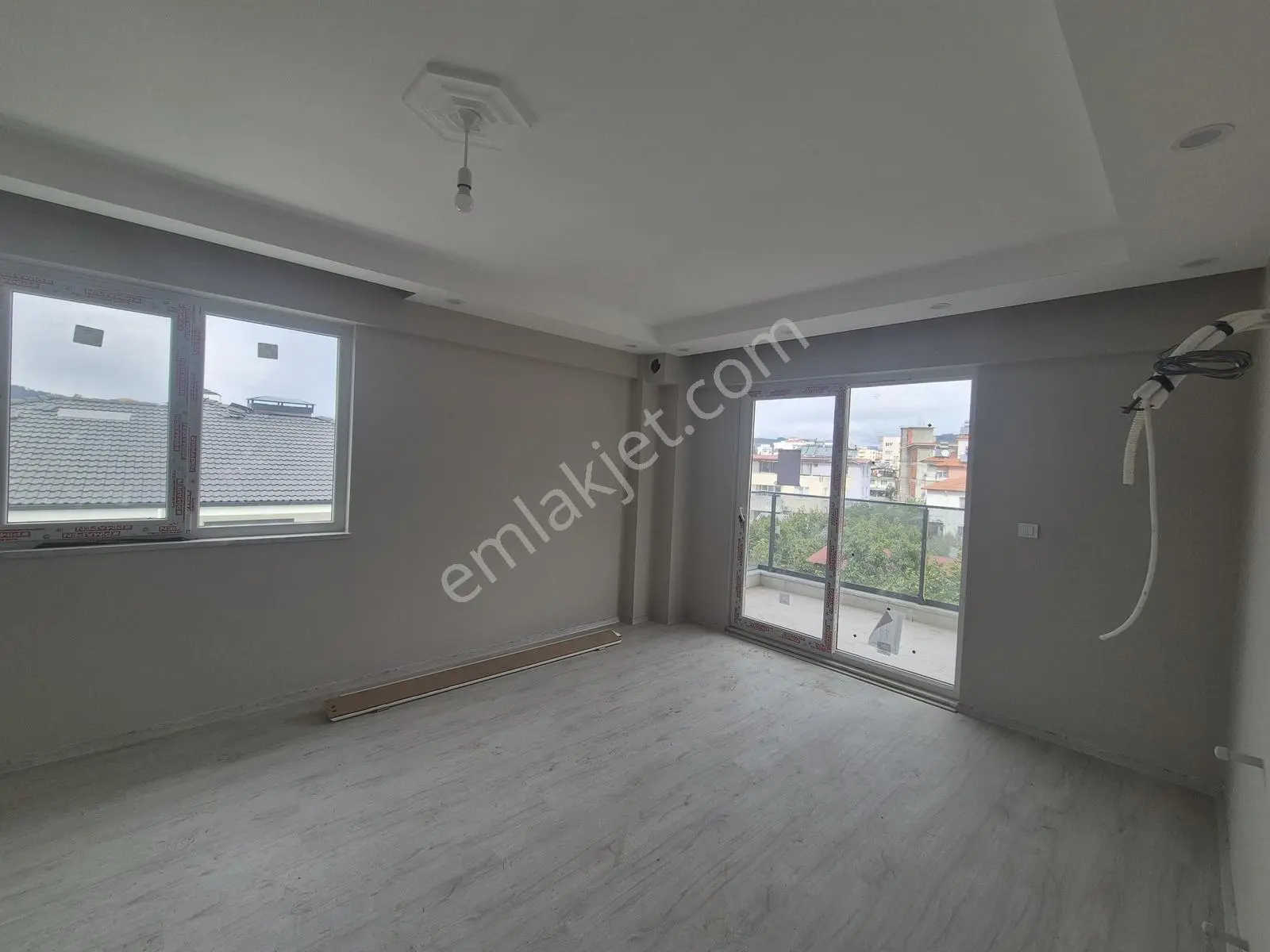 Rotam Emlaktan Ortaca'da Havuzlu Sitede 1+1 Geniş Satılık Daire - Görsel 4