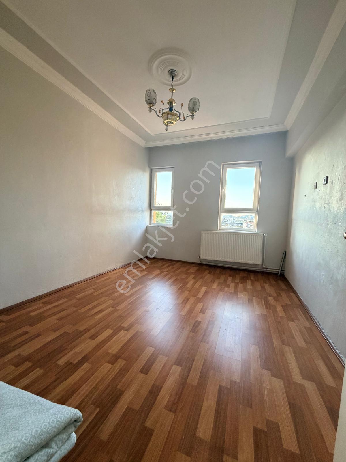 Ahievran Mahallesi Satılık 2+1 100 M2 Kombili Masrafsız Daire - Görsel 14