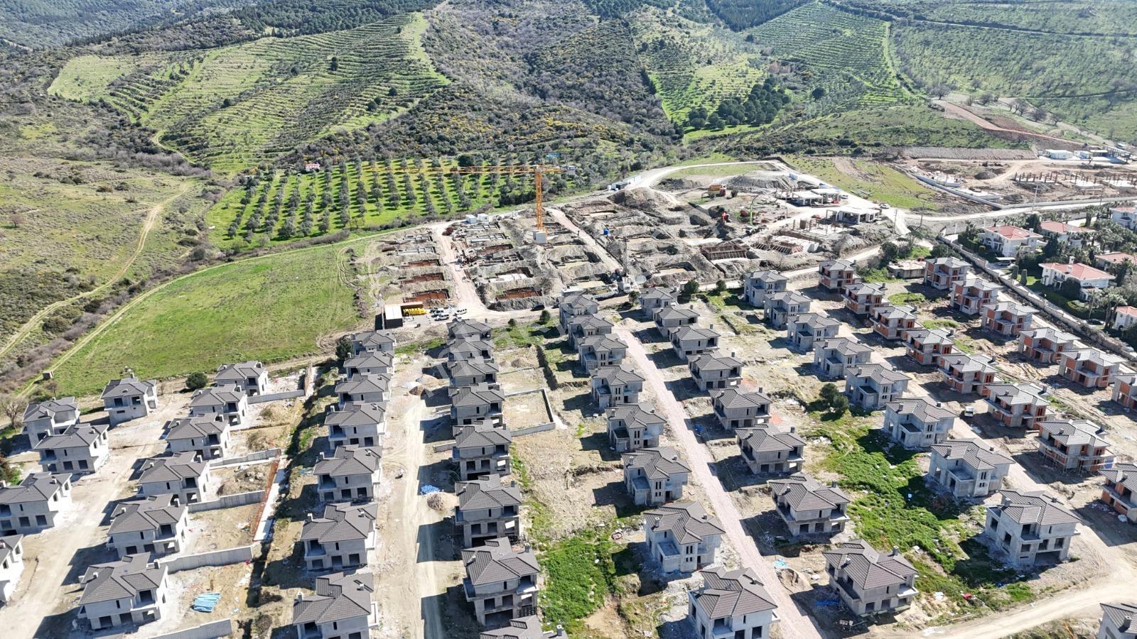 Urla Bademler Satılık 4+1 Villa - Görsel 9
