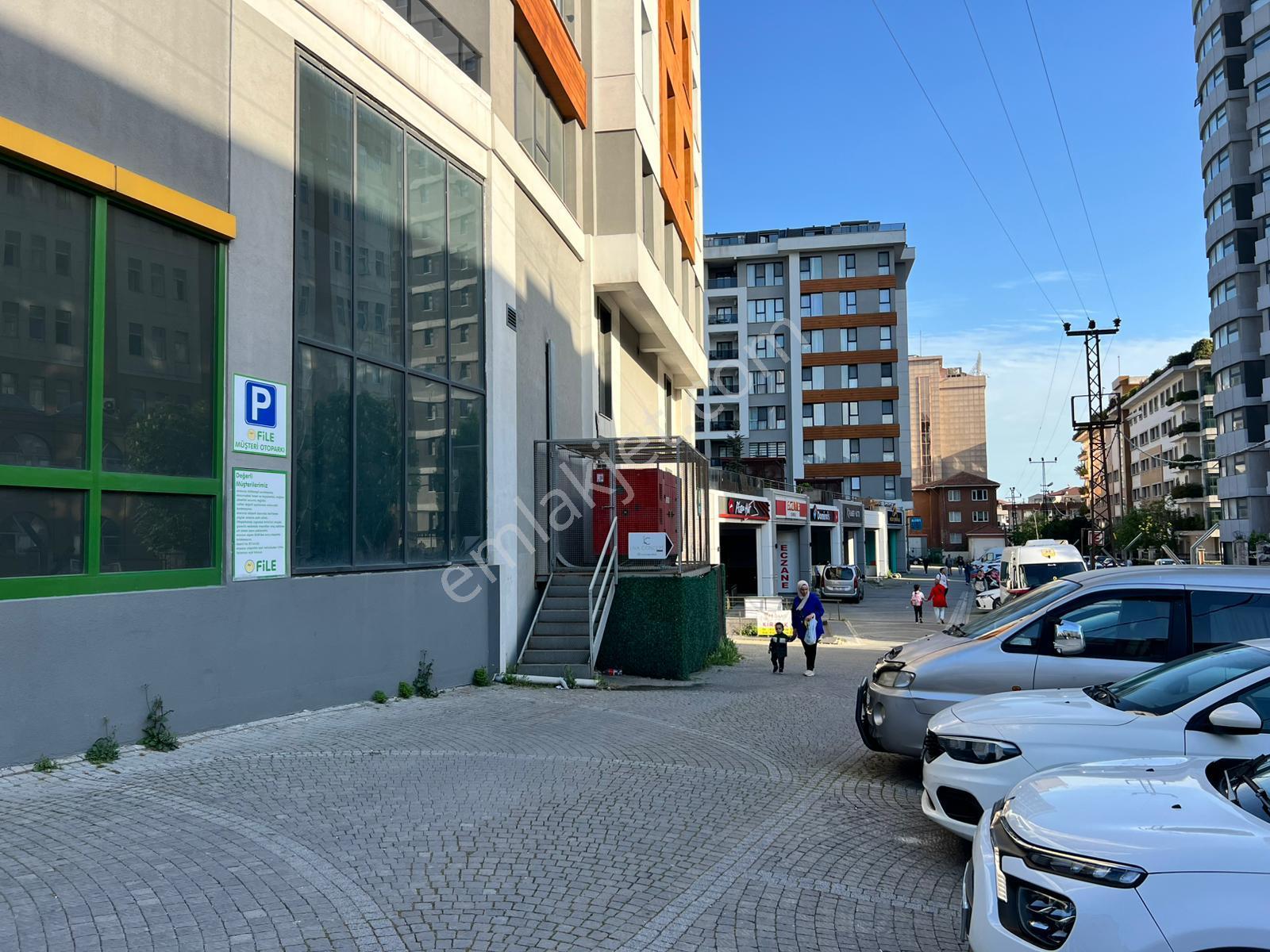 Pegaas'tan Reform Life'da 1225m2 Düz Giriş Kiralık Dükkan - Görsel 6