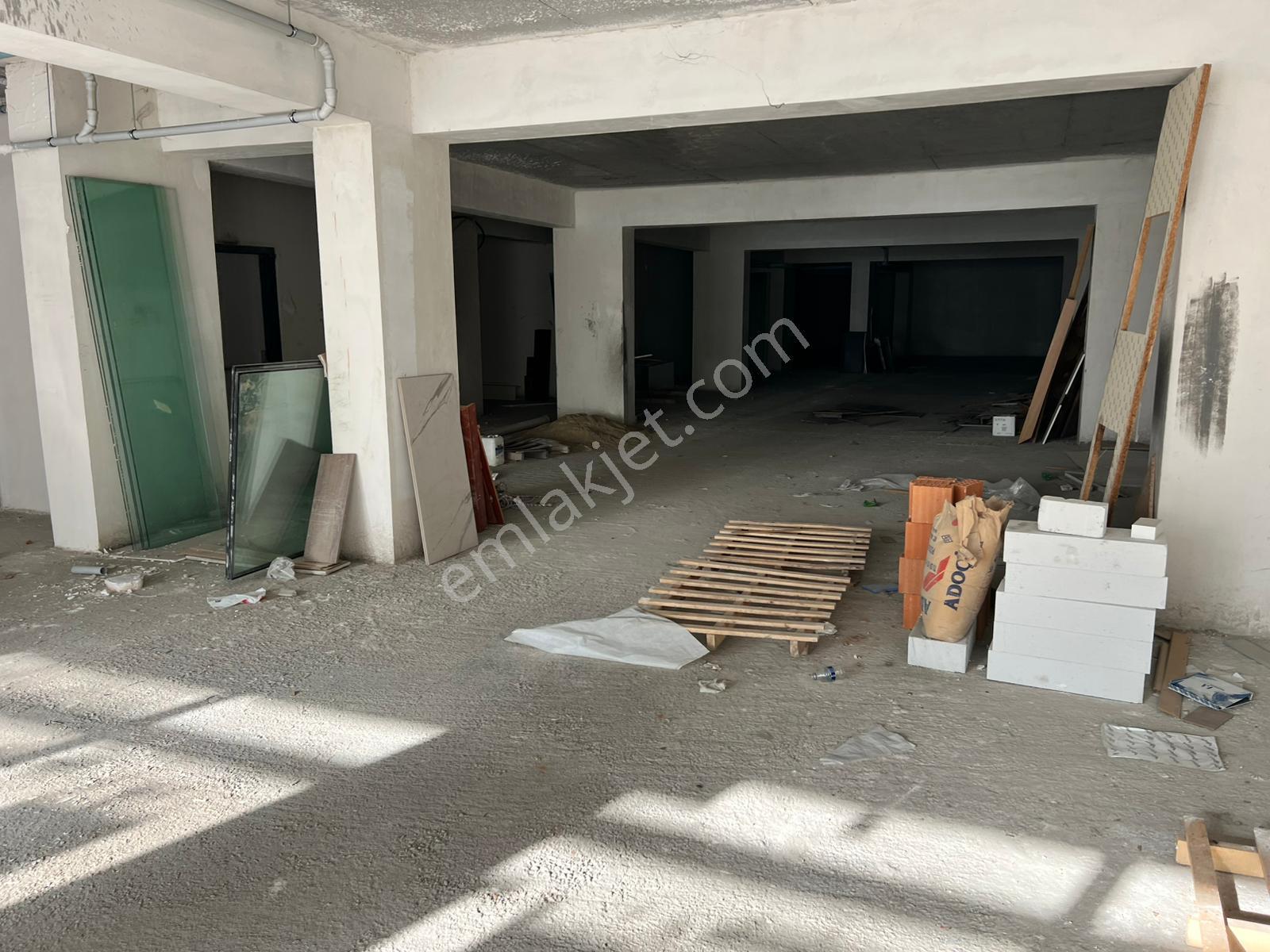 Pegaas'tan Reform Life'da 1225m2 Düz Giriş Kiralık Dükkan - Görsel 15