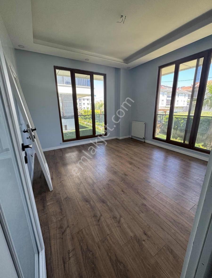 Beylikdüzü Kavaklı Site İçi 3+1 Ters Dubleks - Görsel 13