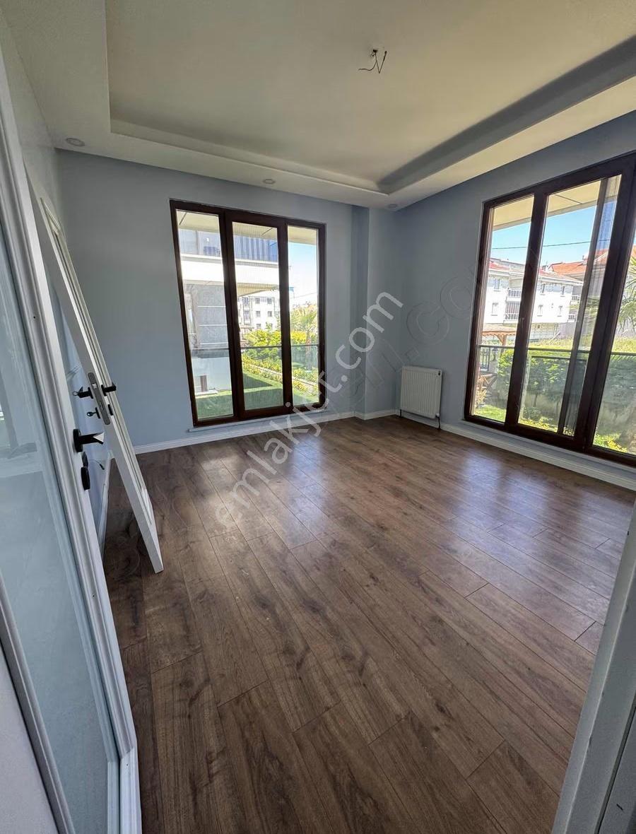 Beylikdüzü Kavaklı Site İçi 3+1 Ters Dubleks - Görsel 12