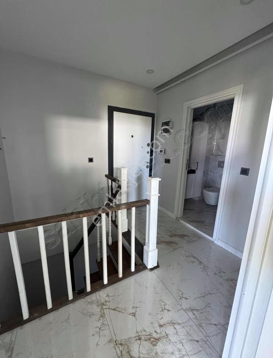 Beylikdüzü Kavaklı Site İçi 3+1 Ters Dubleks - Görsel 18
