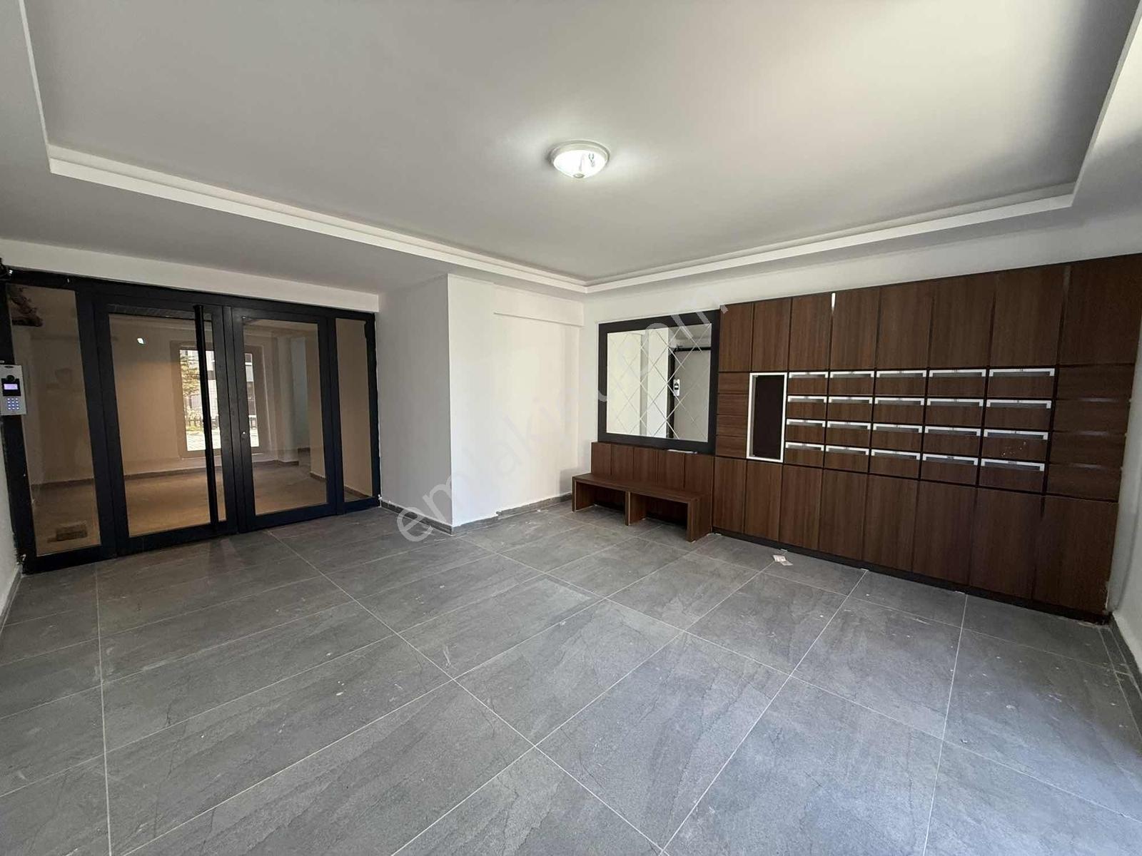 "alaçatı"incek'te Güney/ön Cephe/yerden Isıtma 2+1 Kiralık Daire - Görsel 34