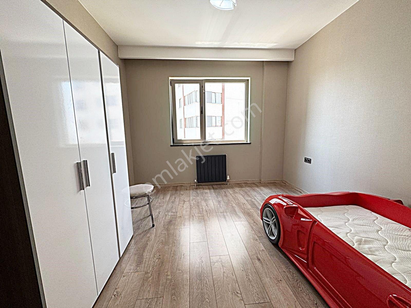 Keçiören Ovacıkta Site İçinde 4.5+1 12.katta Kiralık Daire - Görsel 15