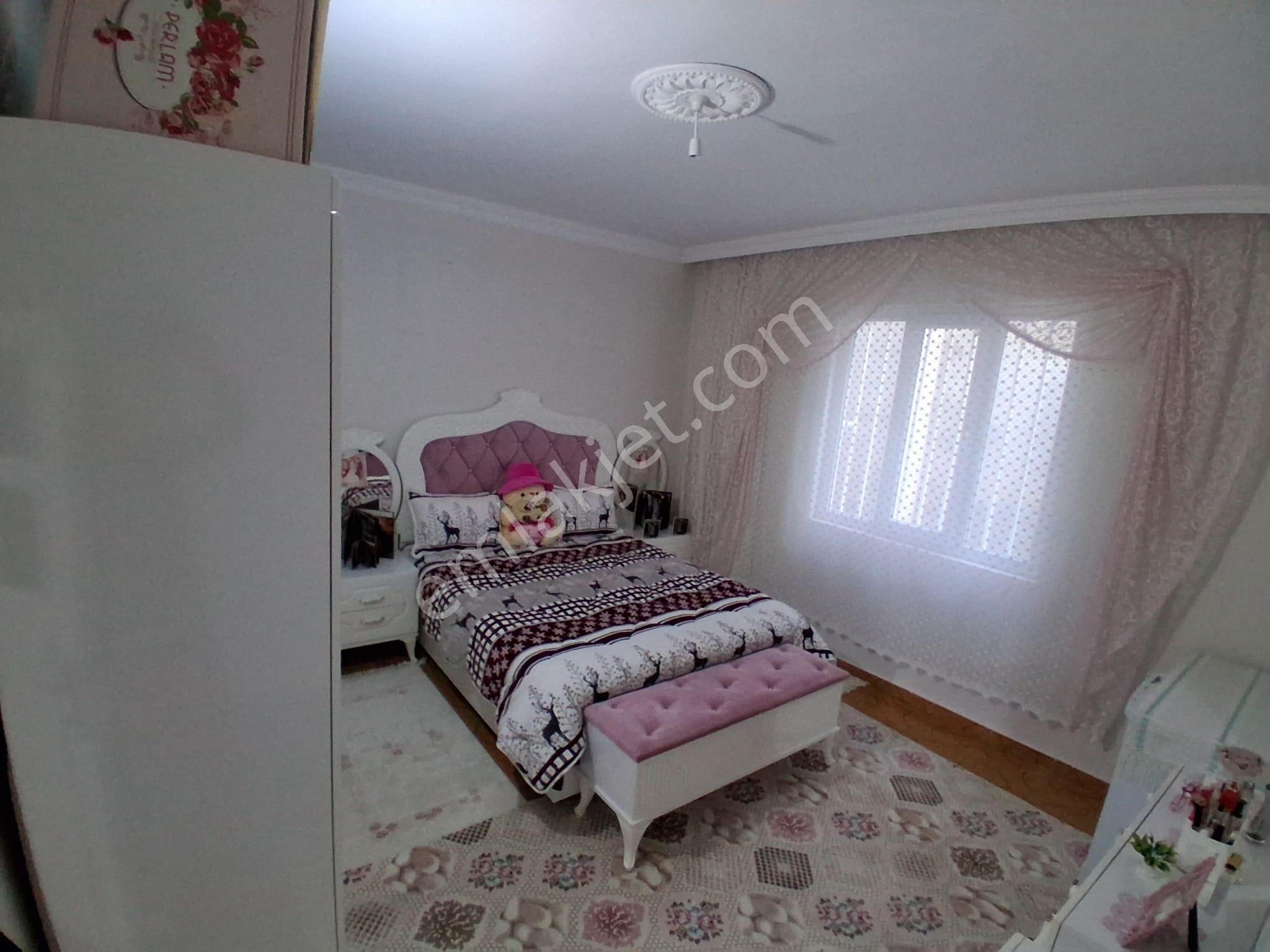 Huzurevleri Mekke Camı Civarında Bakımlı Satılık 3+1 Daire - Görsel 7