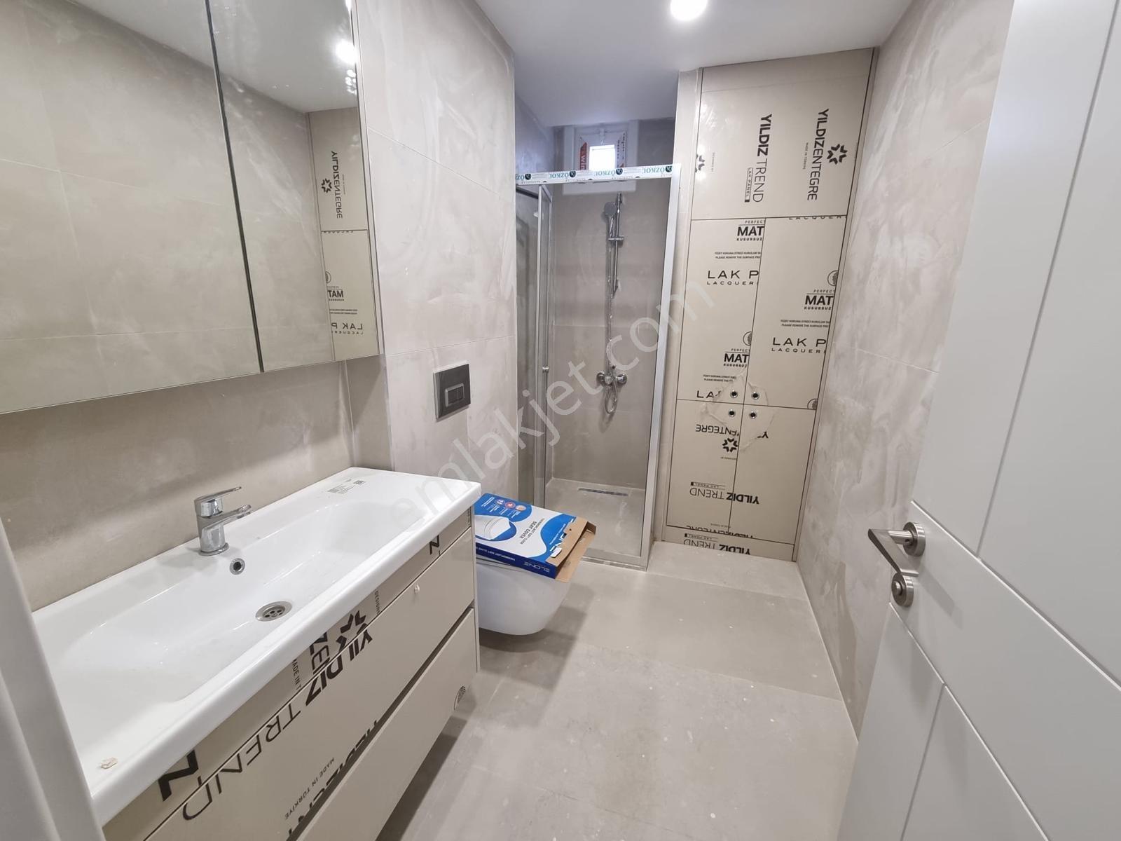 Erenköy Ethemefendi'de 100 M2 3+1 0' Binada Ebeveyn Banyo Balkon - Görsel 9