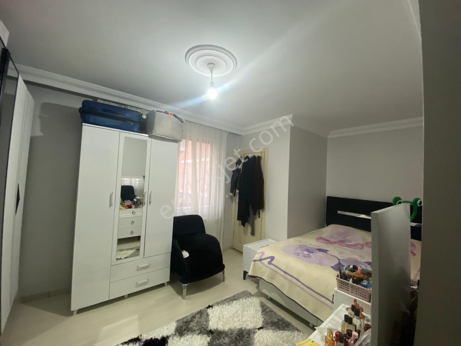 Oryaştan Ataşehir Kayışdağında Balkonlu,ebeveynli 85m2 2+1 Arakat Daire - Görsel 7