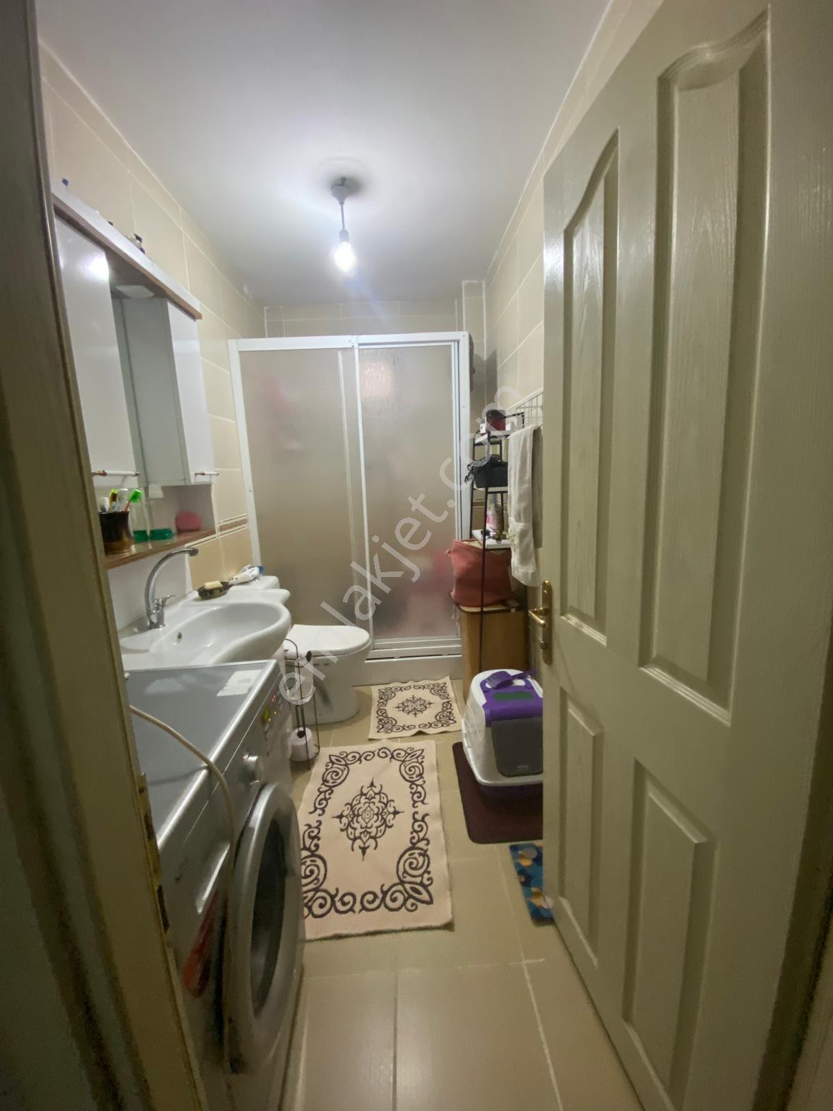 Oryaştan Ataşehir Kayışdağında Balkonlu,ebeveynli 85m2 2+1 Arakat Daire - Görsel 12