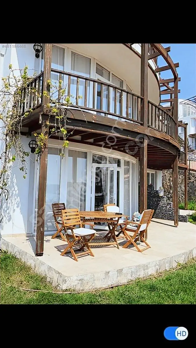 Bodrum Boğaziçi Göl Manzaralı Havuzlu Site Bahçe Kat Firsat Dai