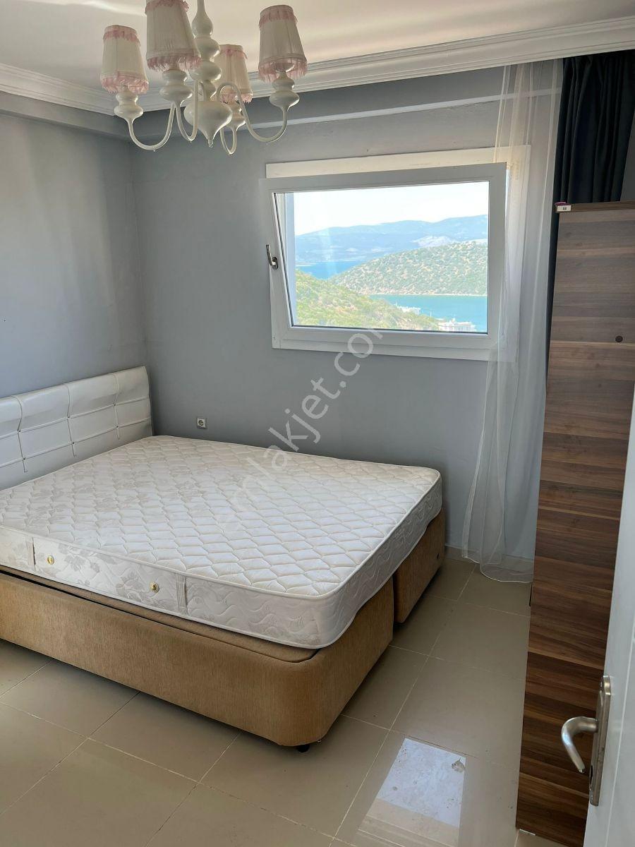 Bodrum Boğaziçi Göl Manzaralı Havuzlu Site Bahçe Kat Firsat Dai - Görsel 9