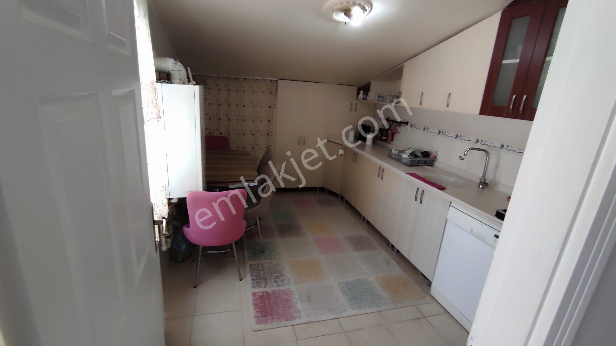 Satılık*cadde Üstü*genç Bina*asansörlü*manzaralı*teras Lı*daire* - Görsel 2