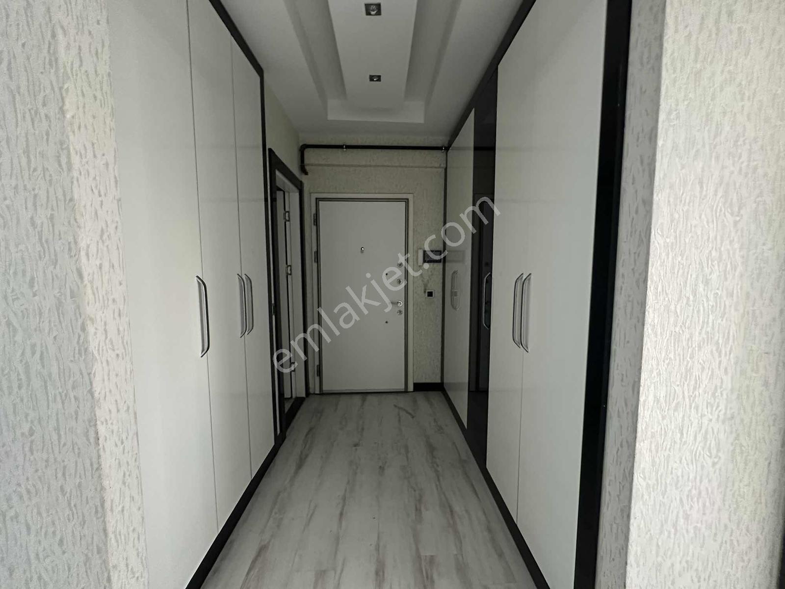 Fabrika Mahallesinde Kiralık 4+1 Daire - Görsel 24