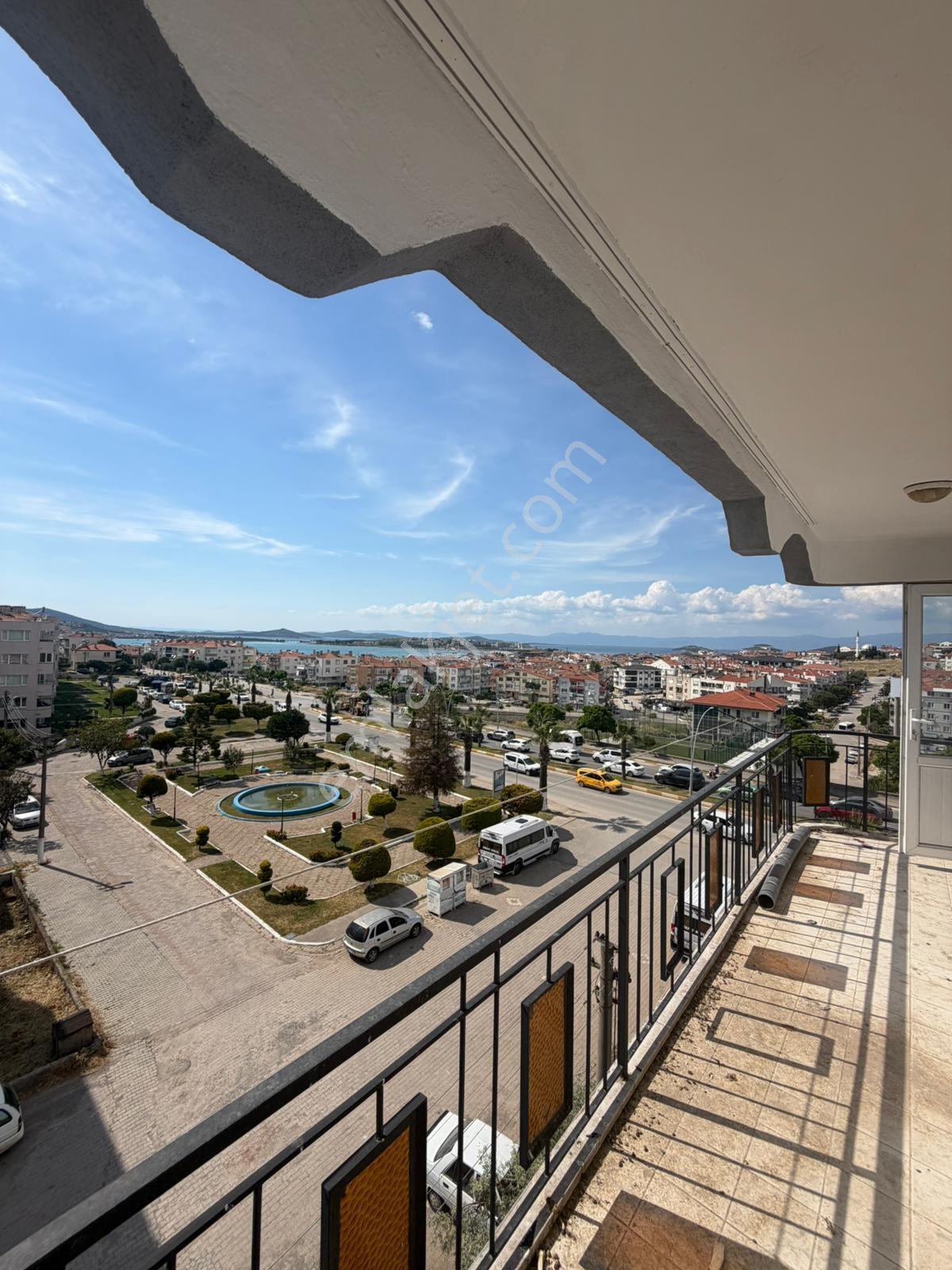 Ayvalık 150 Evlerde Deniz Manzaralı Kiralık Daire - Görsel 21