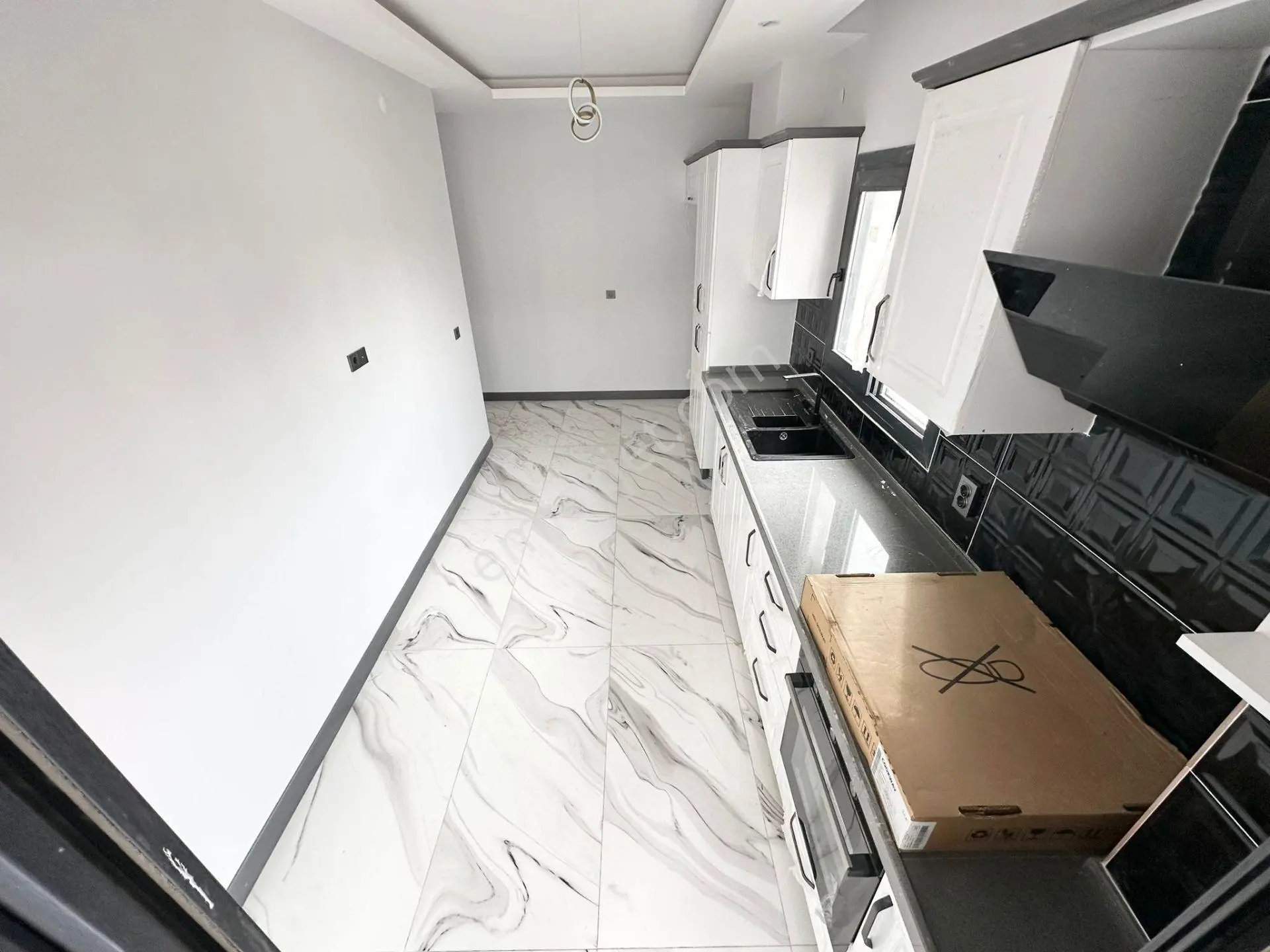 ⭐ay Emlak'tan⭐altınkum'da Arakat Doğalgazlı Denize 300 Mt Şık Tasarımlı Satılık 2+1 Lüks Daire - Görsel 4