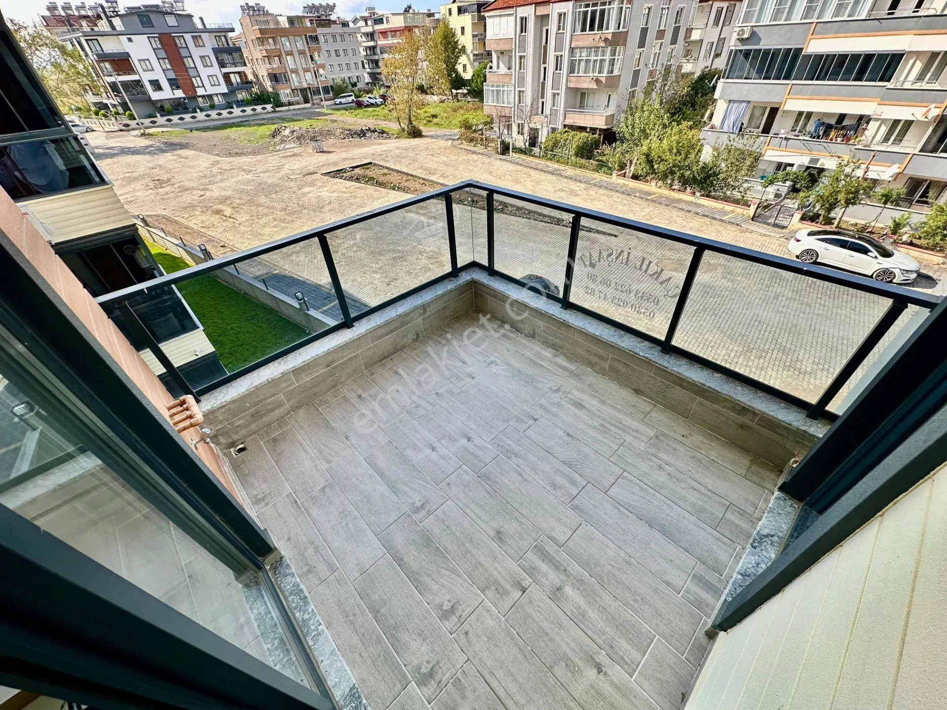 ꧁ay Emlaktan꧂akçay'da Arakat Ön Cephe Çift Balkonlu Ayrı Mutfak Ebeveyn Bany0lu Satılık 2+1 Daire - Görsel 5