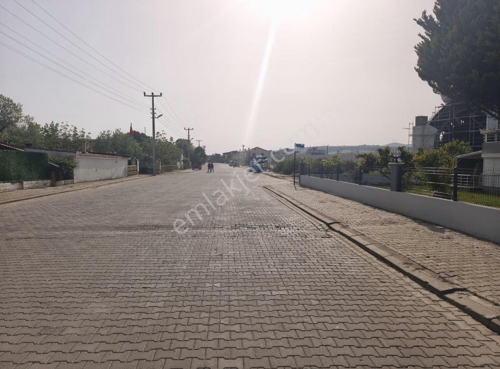 Duru Emlaktan İstiklal De Eşyalı İkinci Kat - Görsel 11