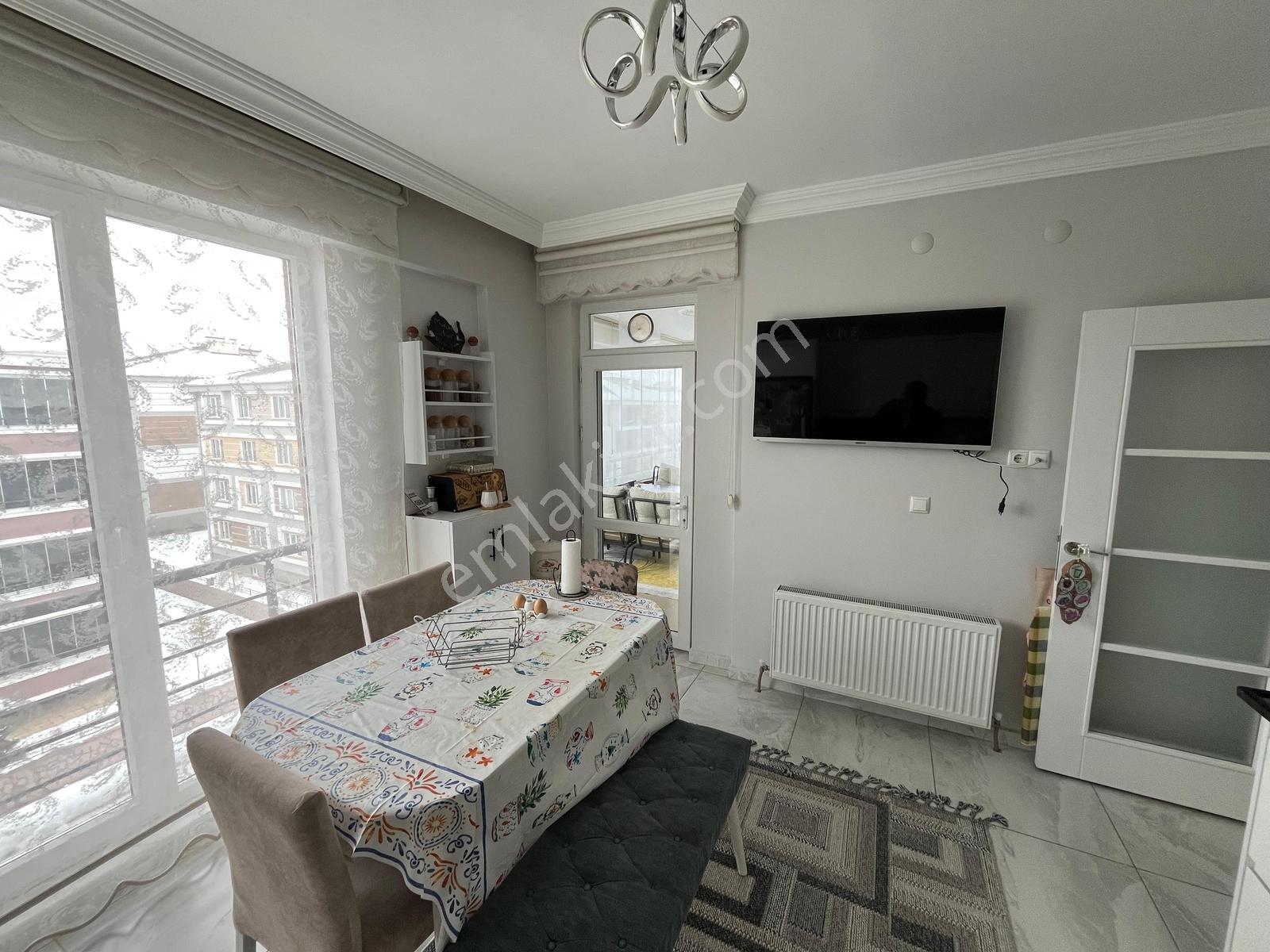 Remax Dem'den Demirkent Mah. 4+1 Fırsat Lüks Satılık Daire - Görsel 15