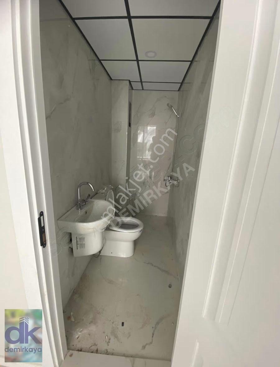 Z- 71 Evler Mahallesinde Site İçerisinde Kiralık 3+1 Sıfır Daire - Görsel 5