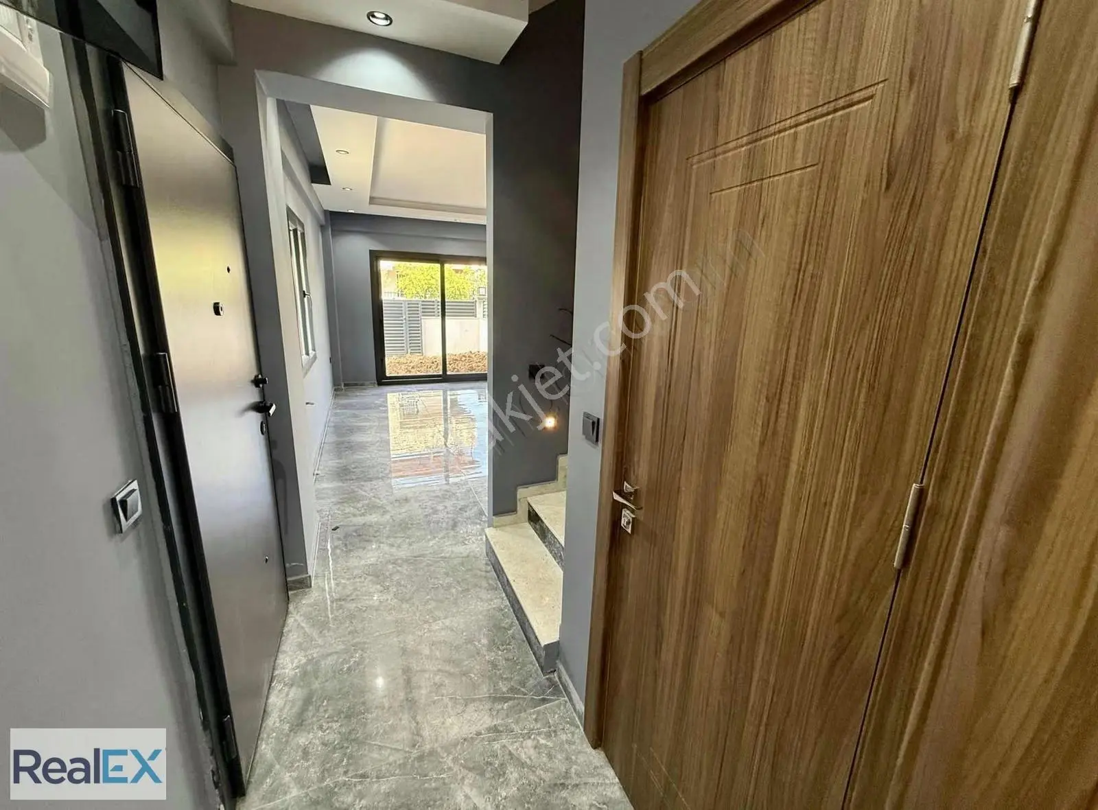 Gümüldürde Denize 300 Metre Sıfır Villa & 36 Ay Vade İmkanı - Görsel 4