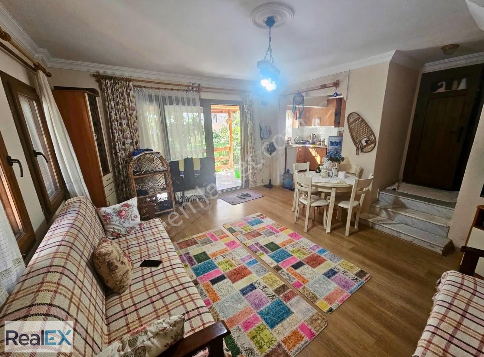 Çukuraltında Kaçırılmayacak 4+1 Satılık Villa - Görsel 9