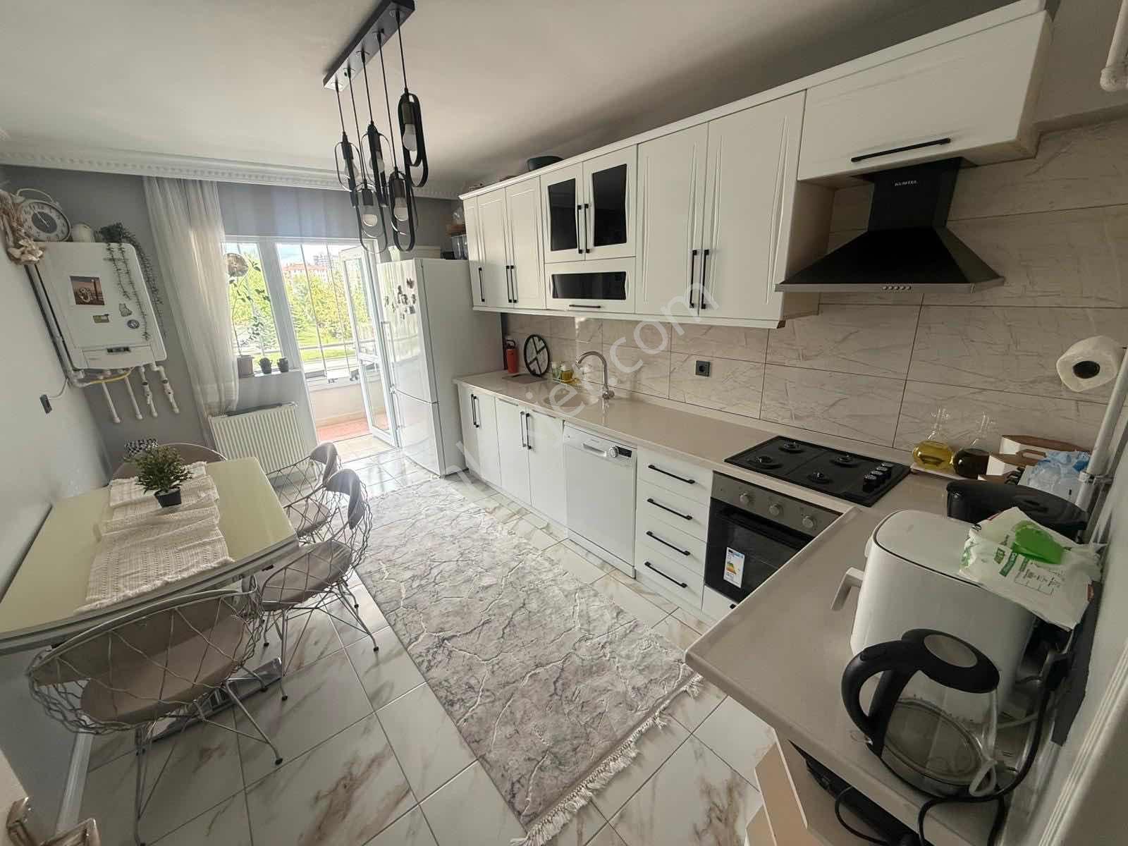 Yüce'den▓tam Merkez'de Park Manzara 3+1 Ful Yapılı Masrafsız.... - Görsel 3