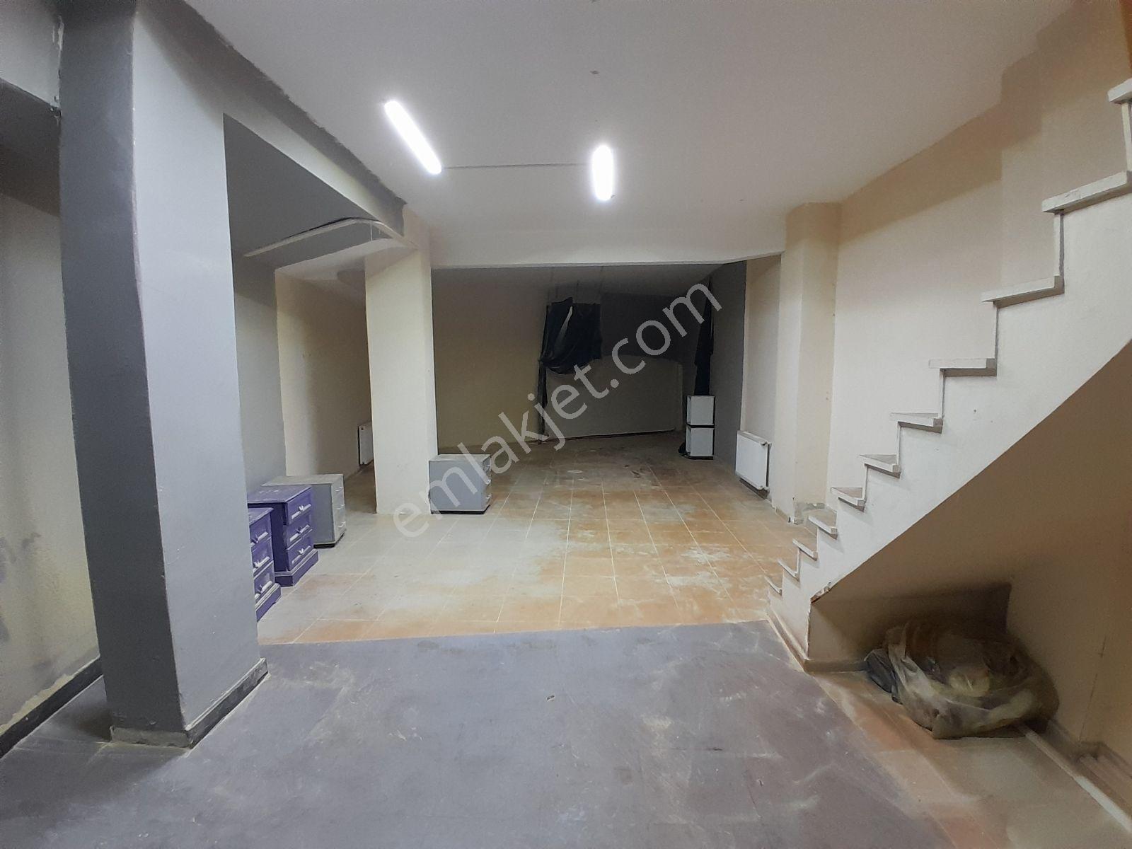 Sancaktepe 160m² Bodrumlu Dükkan Depo İşyeri - Görsel 3