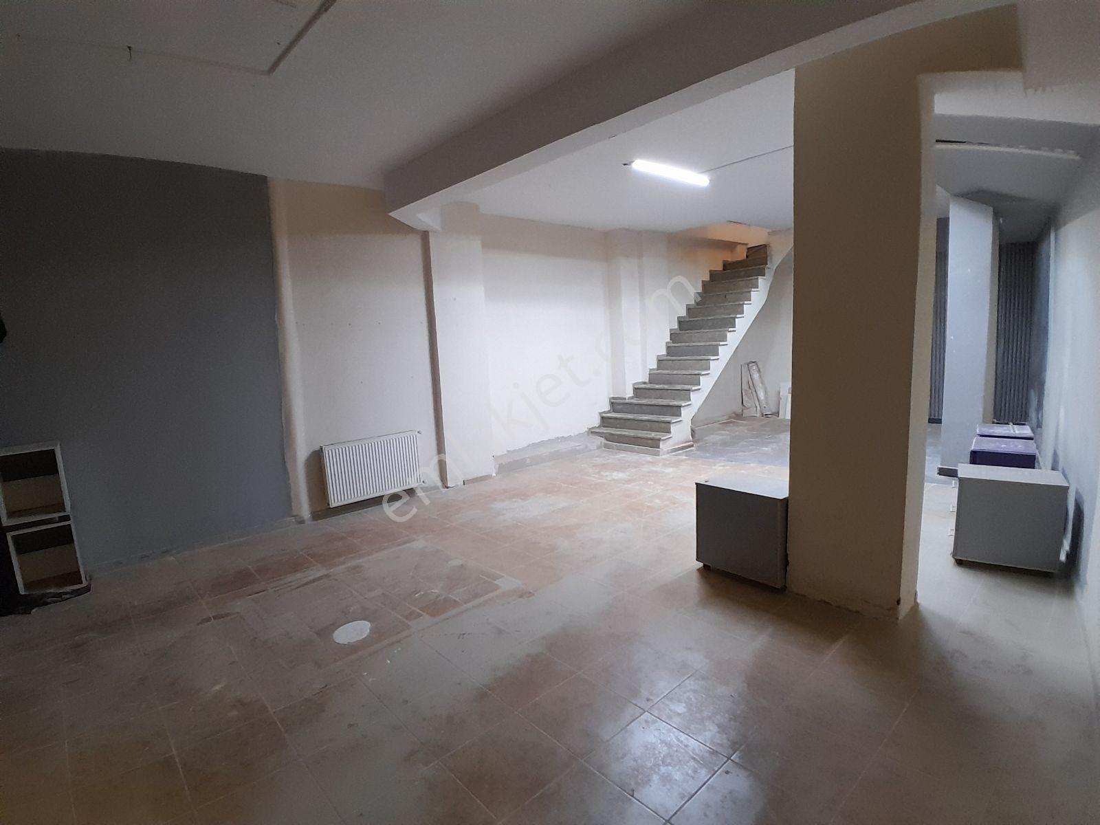 Sancaktepe 160m² Bodrumlu Dükkan Depo İşyeri - Görsel 13