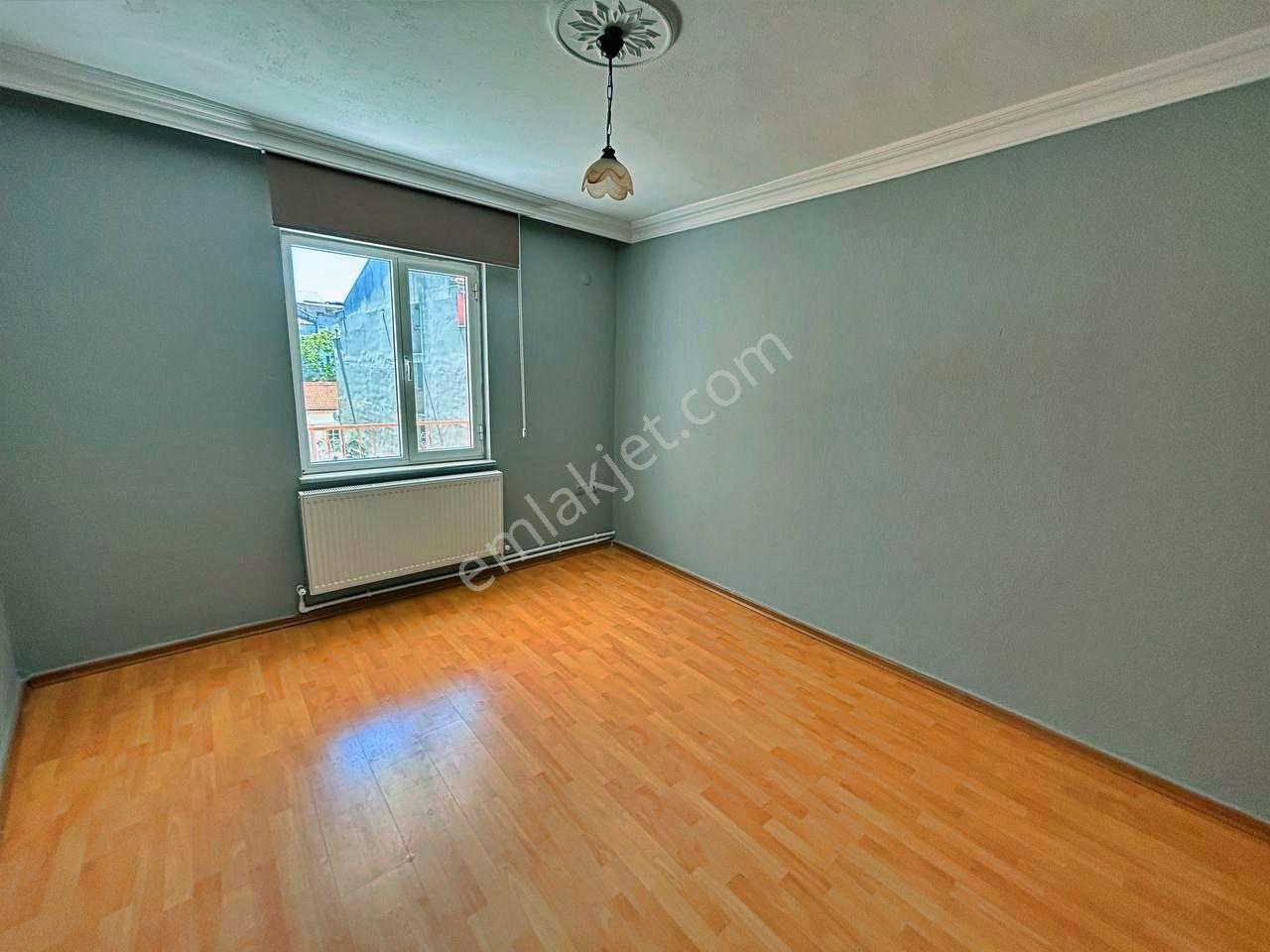 Uytundan Burhaniye Meydanda Doğalgazlı Arakat Satılık 2+1 Daire - Görsel 4